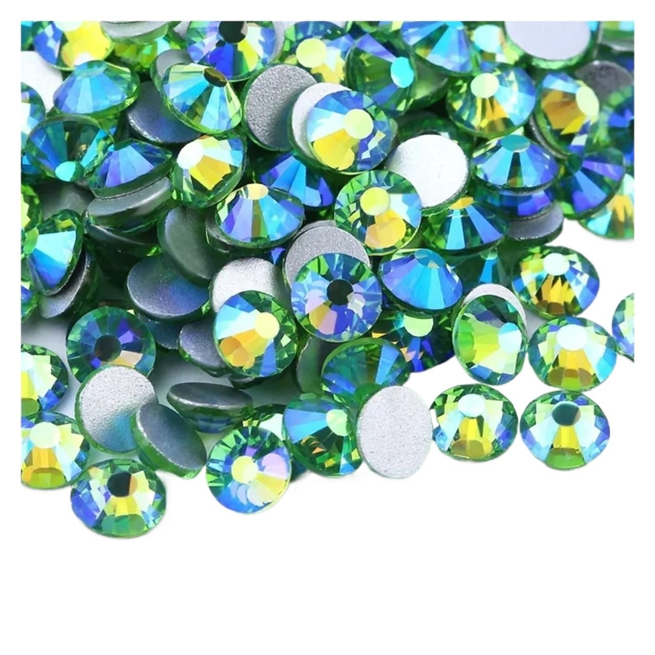 Strass thermocollants manucure pour briller lors de vos soirées et fêtes