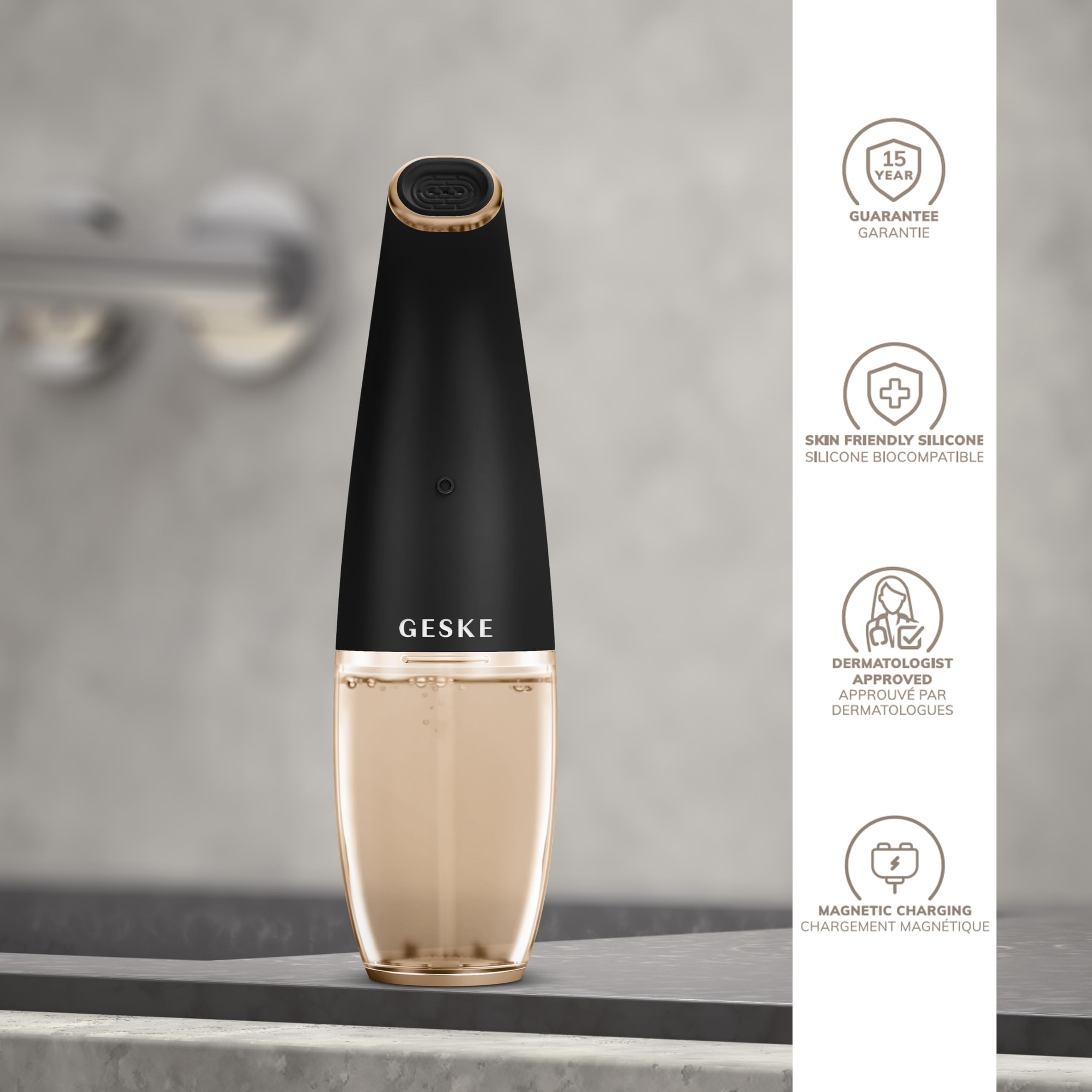 GESKE SmartAppGuided™ Aqua-Stream Face Cleanser | 8 in 1 | Porentiefe Reinigung | Beugt Unreinheiten vor | Reduziert Rötungen & trockene Haut | Verwendung mit der Aqua-Stream Solution