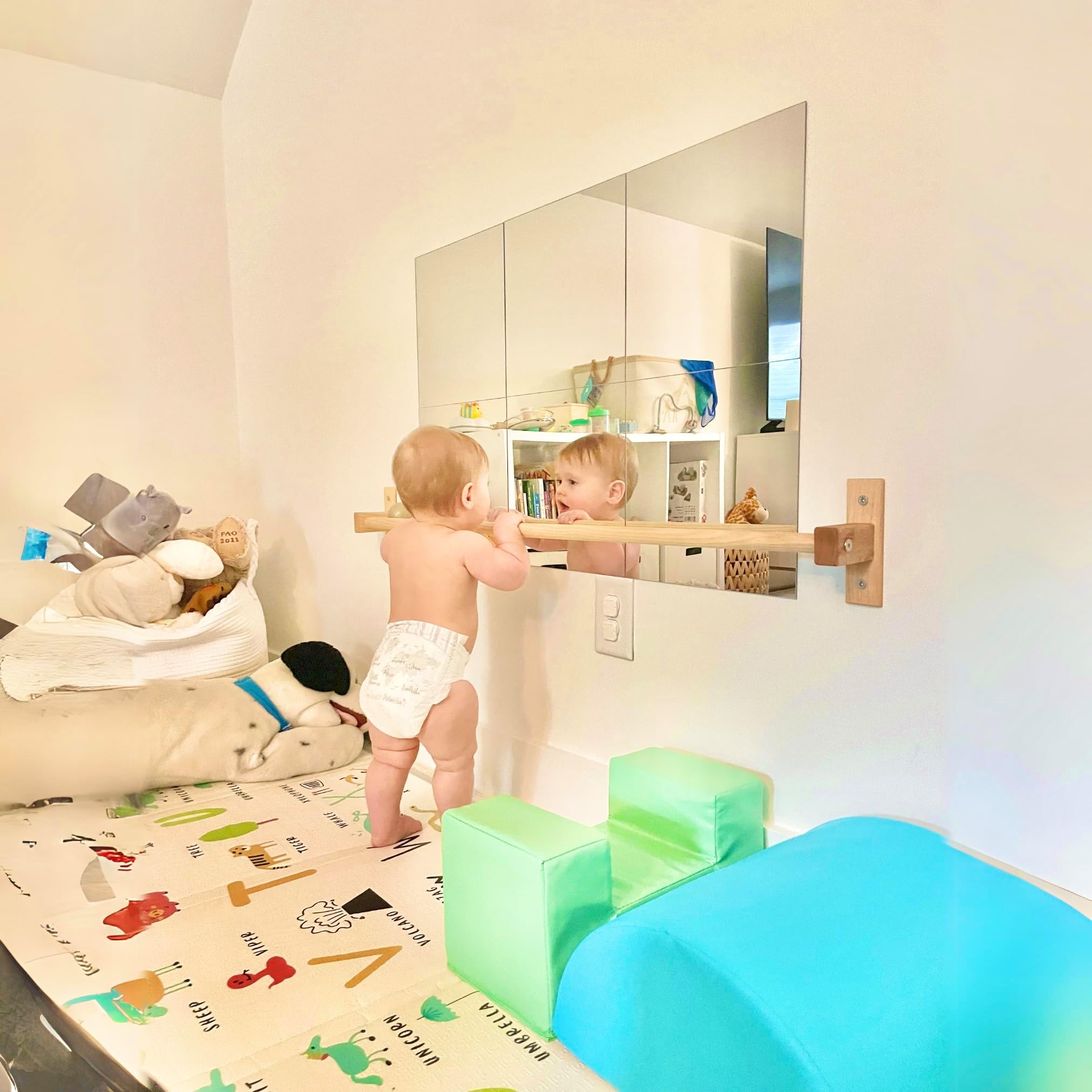 Montessori Wooden Pull Up Bar for Infants
