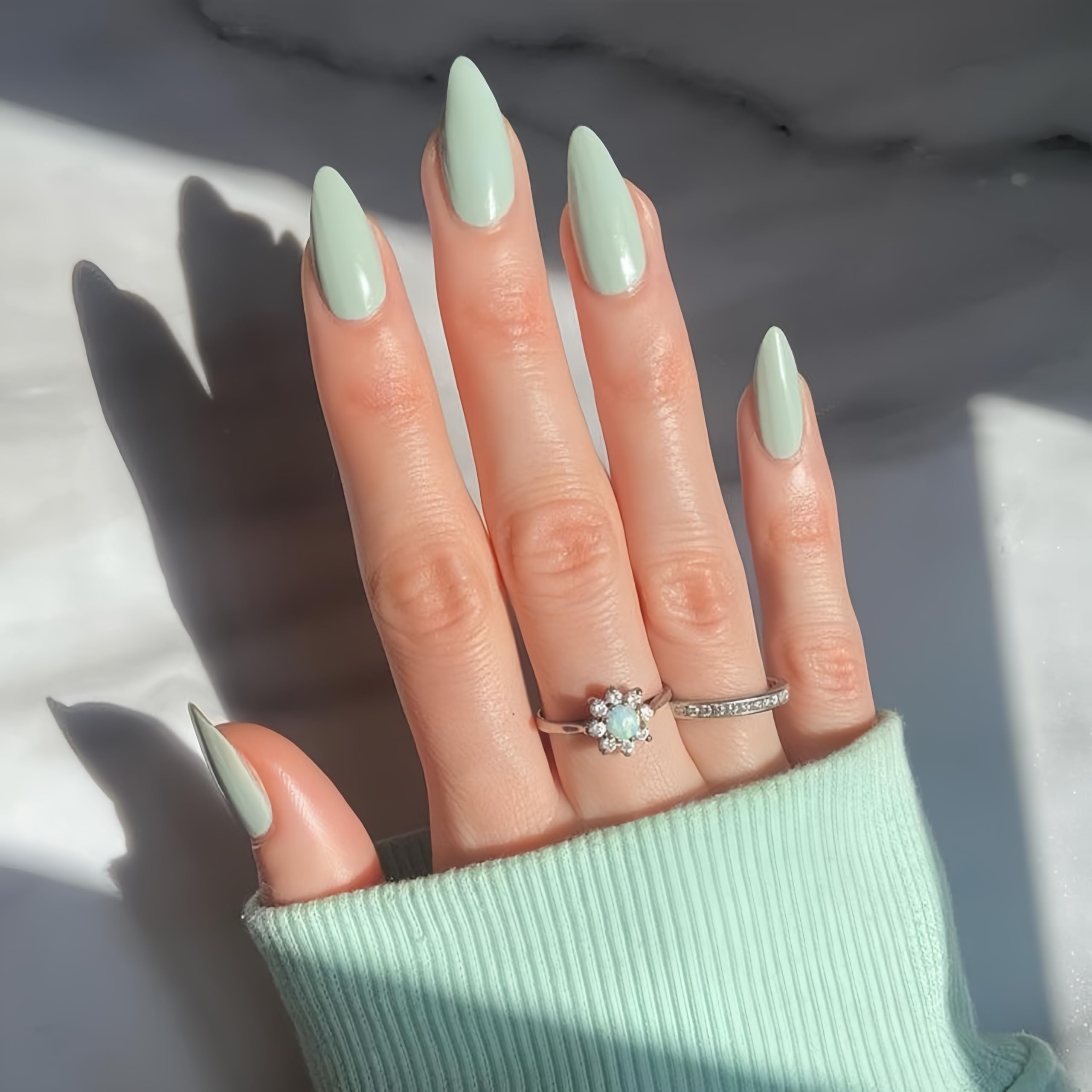 KQueenest Soft Gel Press on Nails Almond Medium, Mint Green False Nails Almond, Glossy Solid Color Stiletto Fake Nails Set