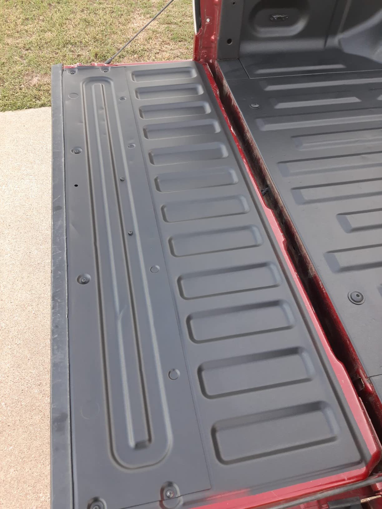 4/mo Finance RustOleum 340455 Truck Bed Coating, 1.5 Pound (Pack of