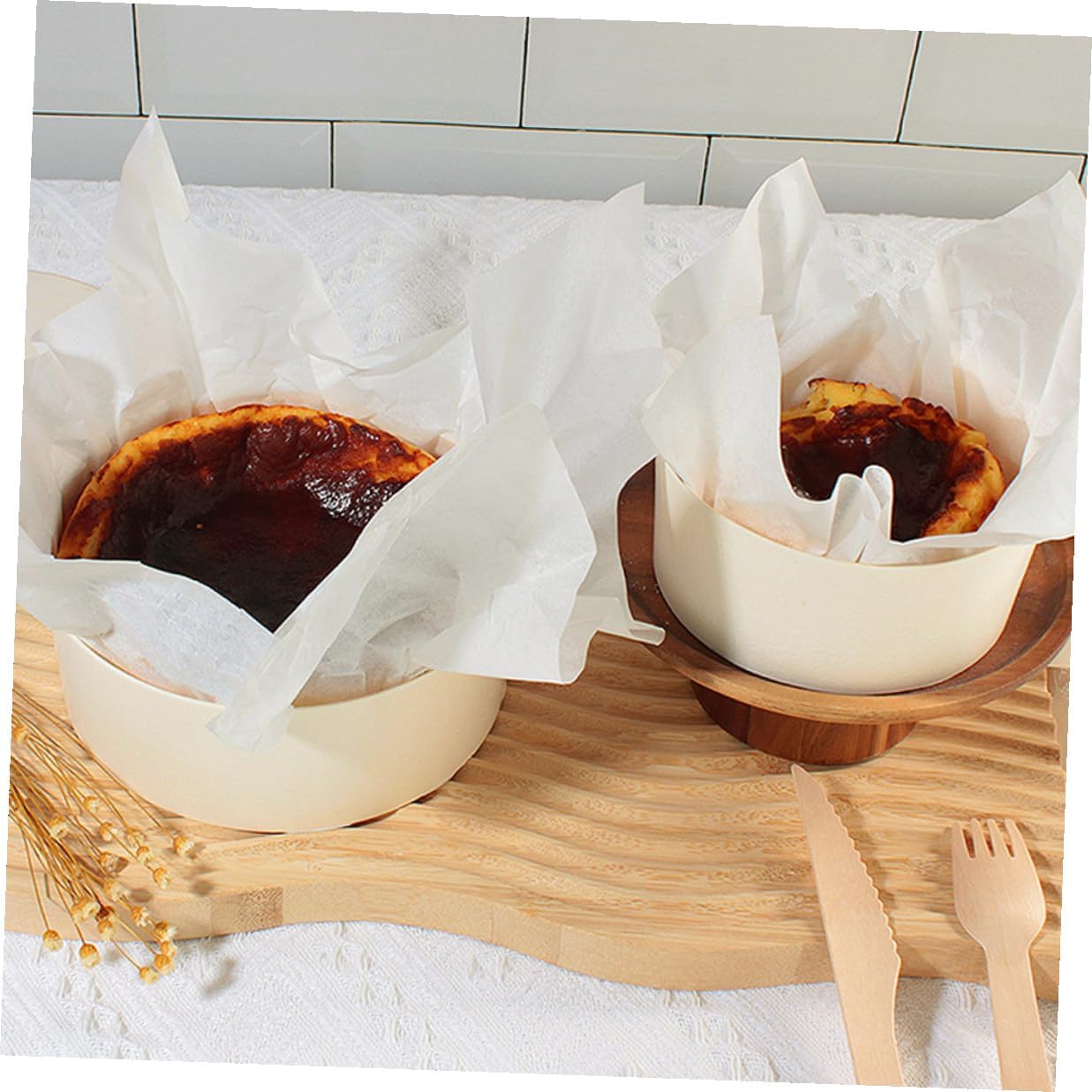 Wooden Cake Container with Lid for Cheese and Chocolates