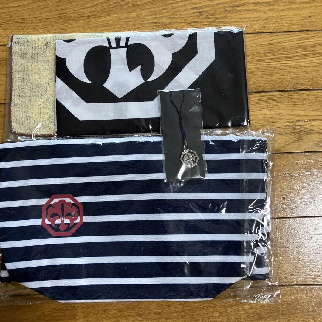 グッズ 34点 まとめ売り Amazon.co.jp: 歌舞伎中村屋商品グッズ4点 : おもちゃ