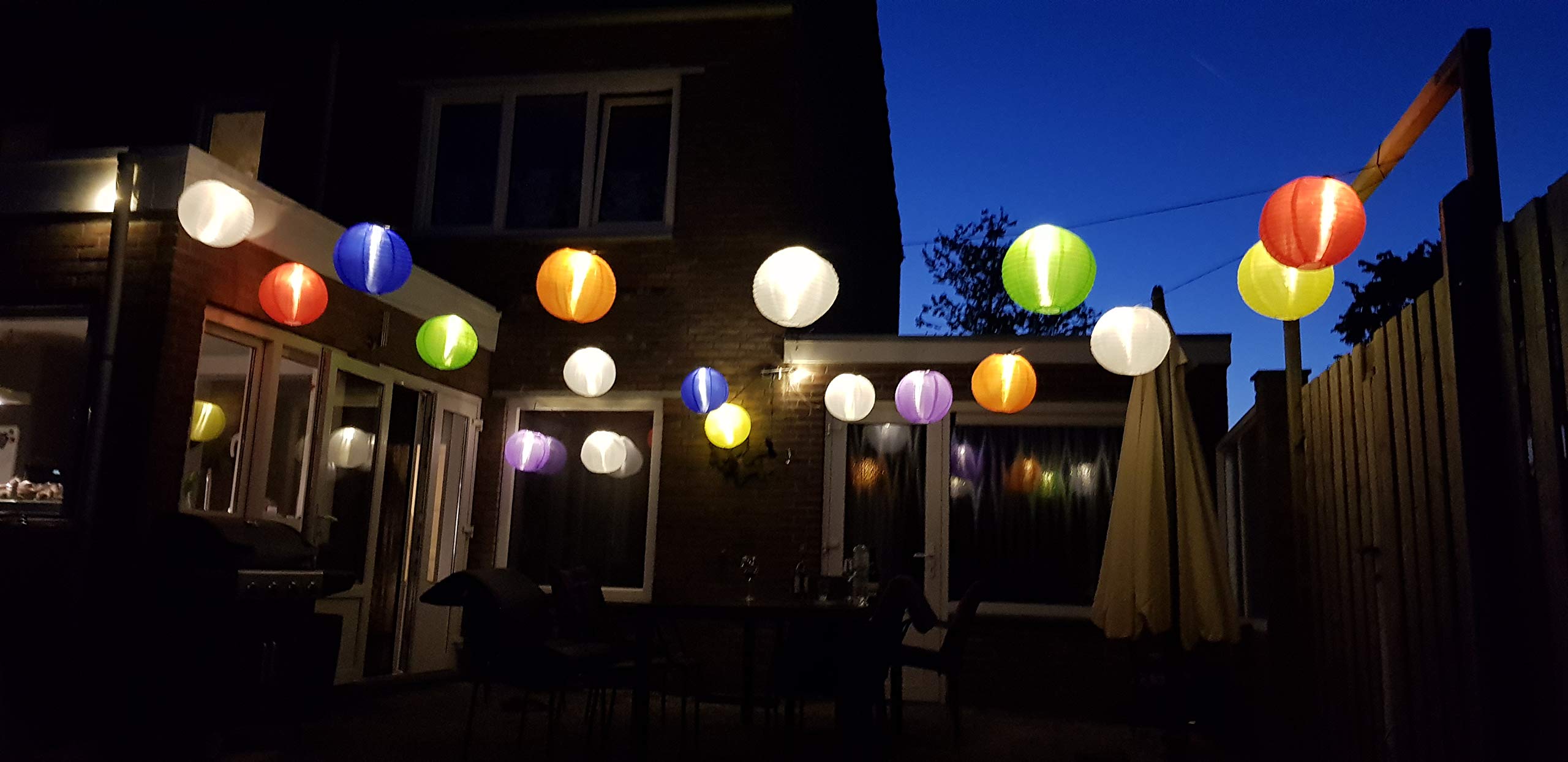 Partybeleuchtung mit 10 Nylonlaternen Durchmesser 25cm - für draußen
