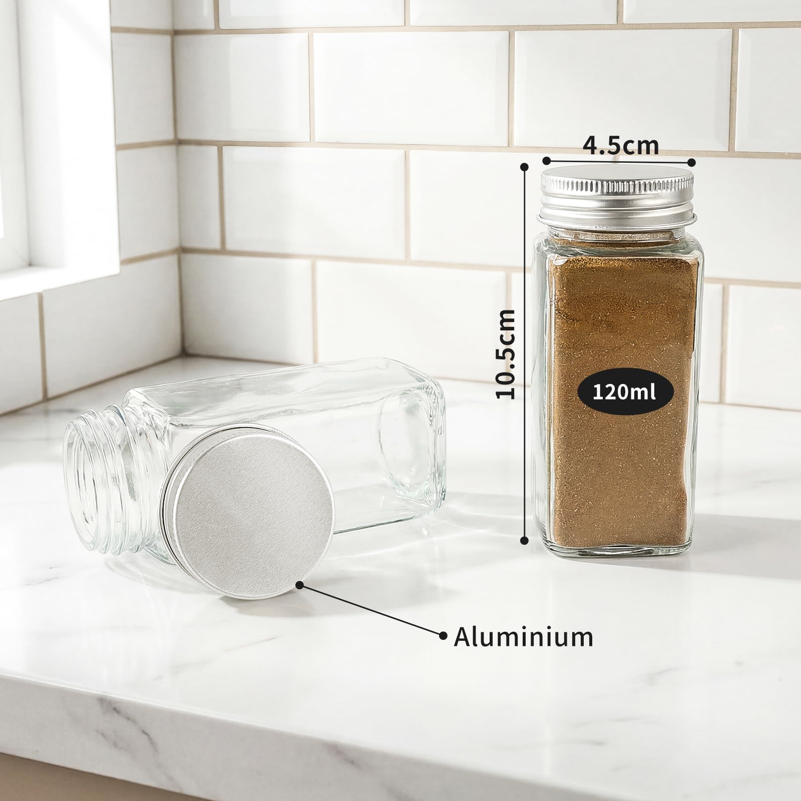 24 Pièces Pot Epices Verre Carré 120ml Bocaux à Épices avec Couvercle en Aluminium, Rangement pour Epices de Cuisine, Convient pour Le Camping (Blanc argenté)