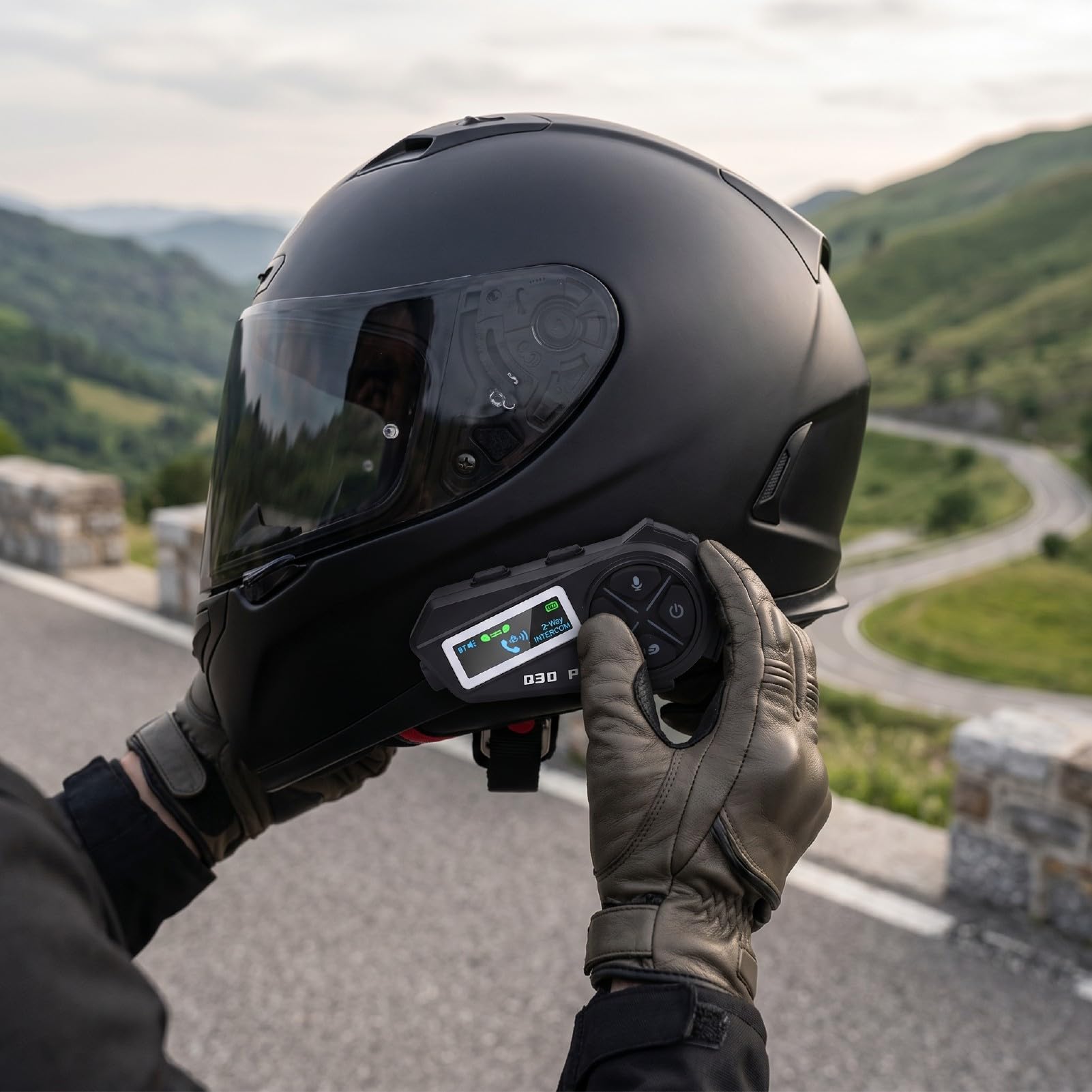 Fabater Auricolare Interfono per Moto con Display LED e Batteria a Lunga Durata per Motociclisti, Bluetooth 5.4 e Cancellazione del Rumore