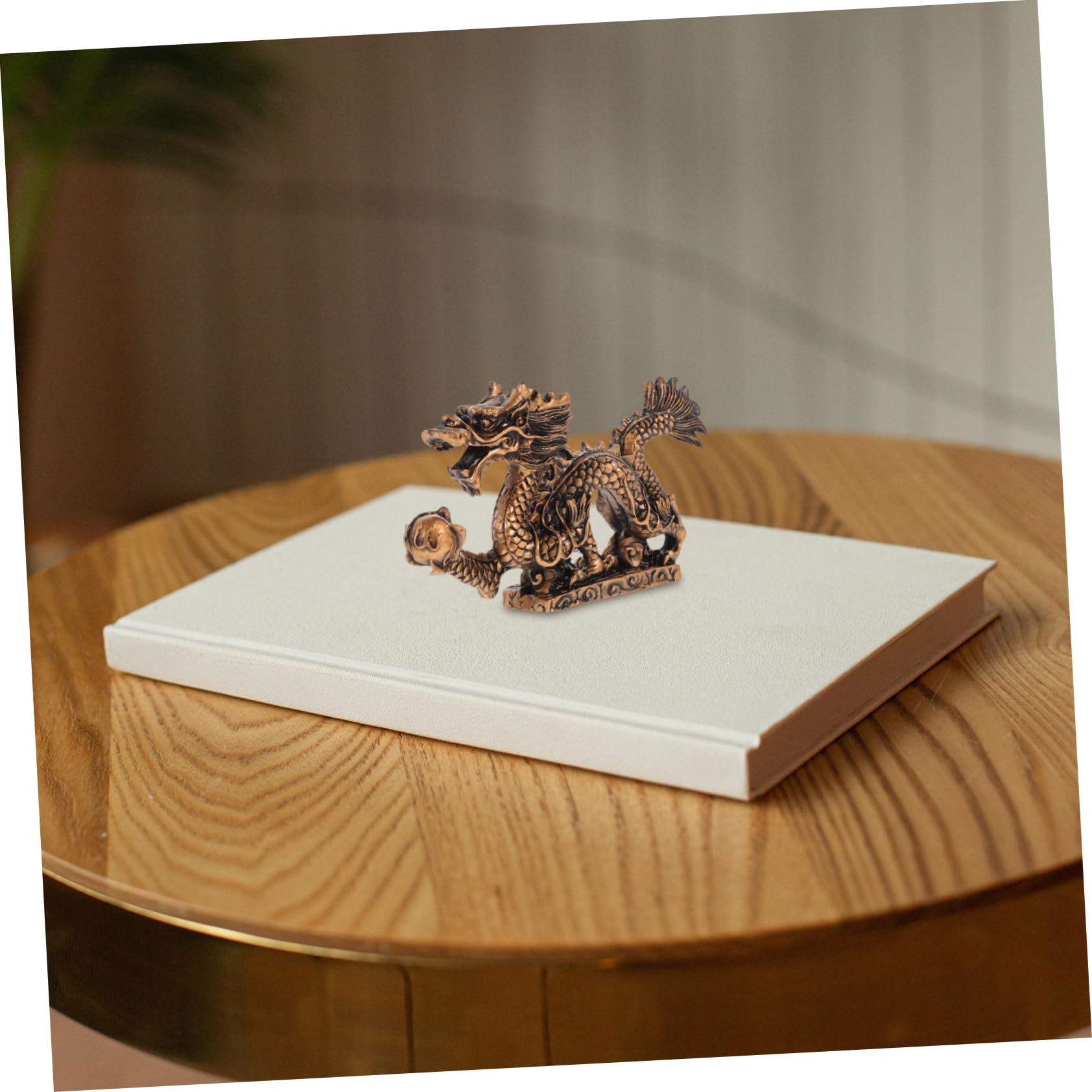 Amazon.co.jp: NUOLUX 樹脂製ドラゴンの置物 12.2×6.8×2.2cm 精巧な