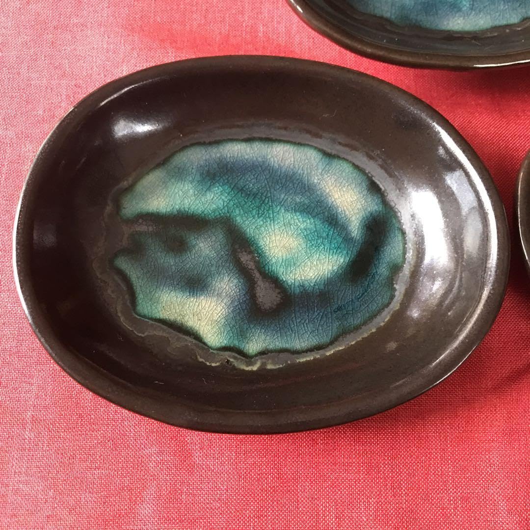 深い青の水色の濃淡が美しい石垣焼の器3枚　和食器　ガラス釉　楕円皿　やちむん 深い青の水色の濃淡が美しい石垣焼の器3枚 和食器 ガラス釉 楕円