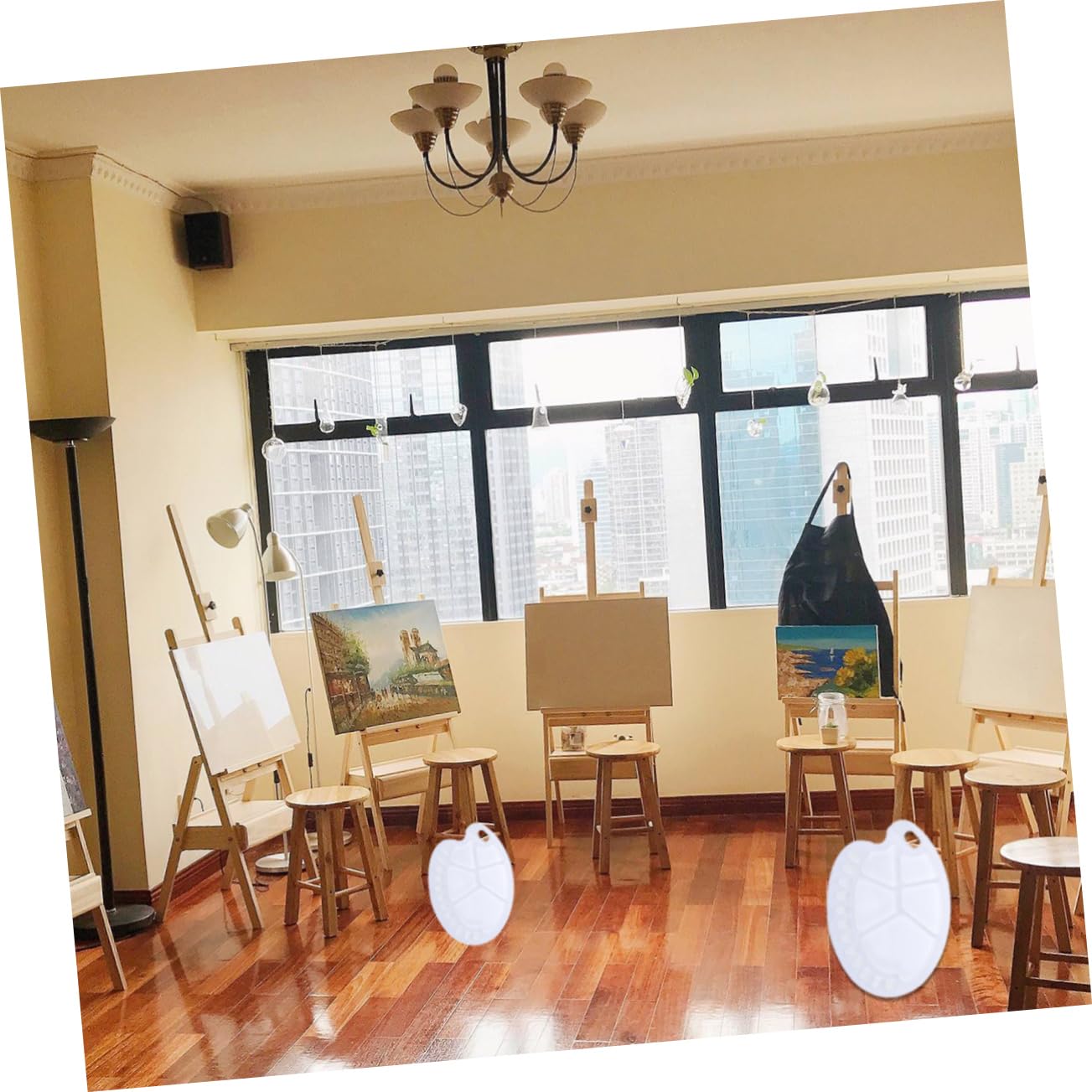 OSALADI Multifunctional Nail DIY Supply Paint Tray with Thumb Hole Palette for Watercolor Painting for Beginners Artists and Craft Projects