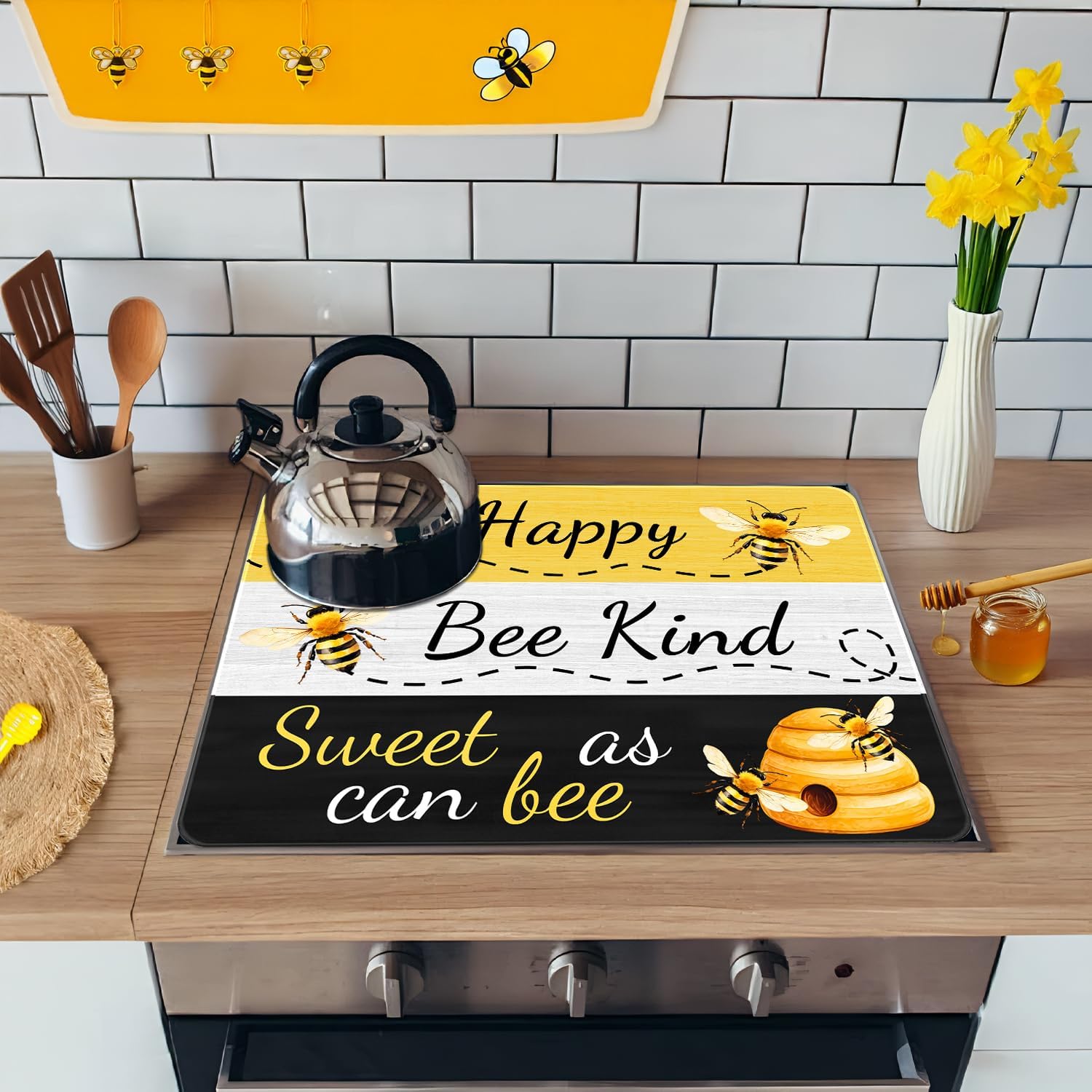 Bee Stove Top Cover for Electric Stove, Honey Bee Range Covers, Black Yellow Range Top Mats, Glass Cooktop Covers 28x20 inch, Beehive Spring Summer Cooktop Cover for Kitchen Home Decors Bee Happy