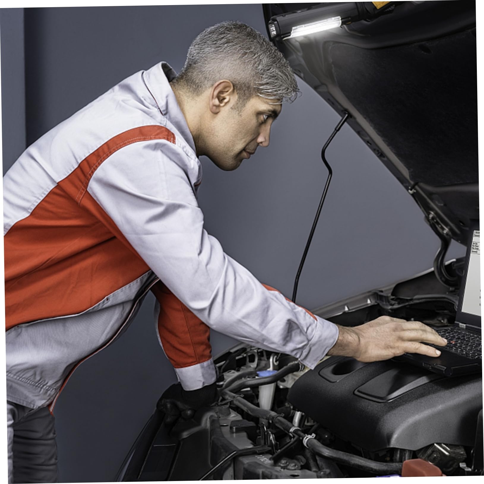 Tester Batteria Auto 12v Strumento di Analisi e Carico per Batterie Auto Leggero 9 Lingue Disponibili