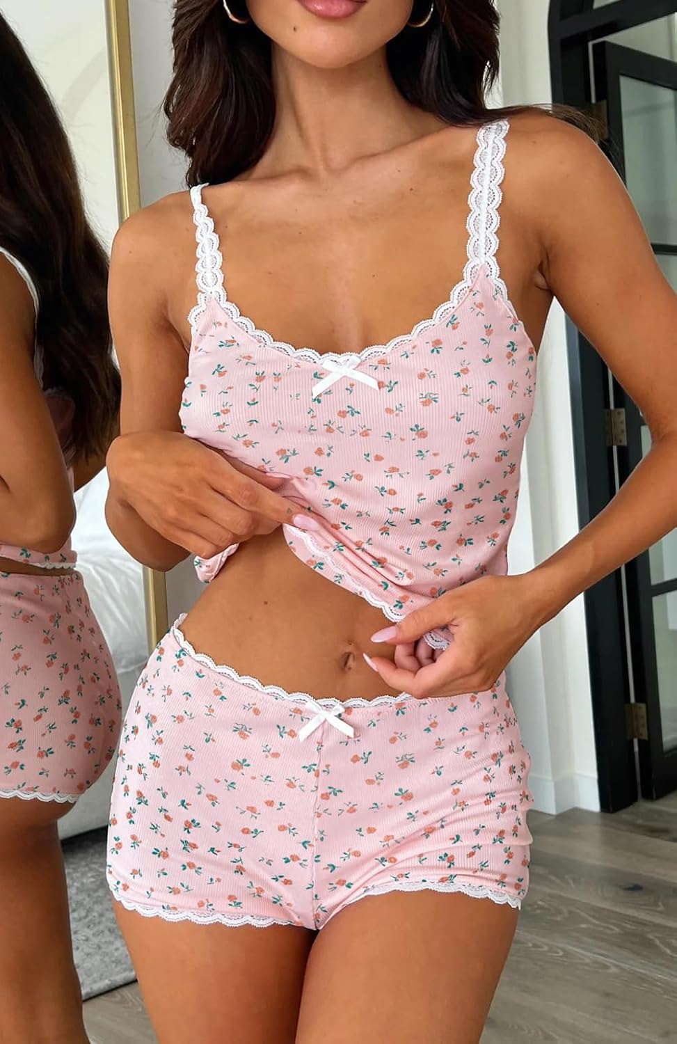 ROAONOCOMO Women Y2K 2 Piece Pajama Set Bow Heart Print Cami Top Low Waist Lounge Shorts Outfit Floral Lace Trim Pj Sets - Image 2