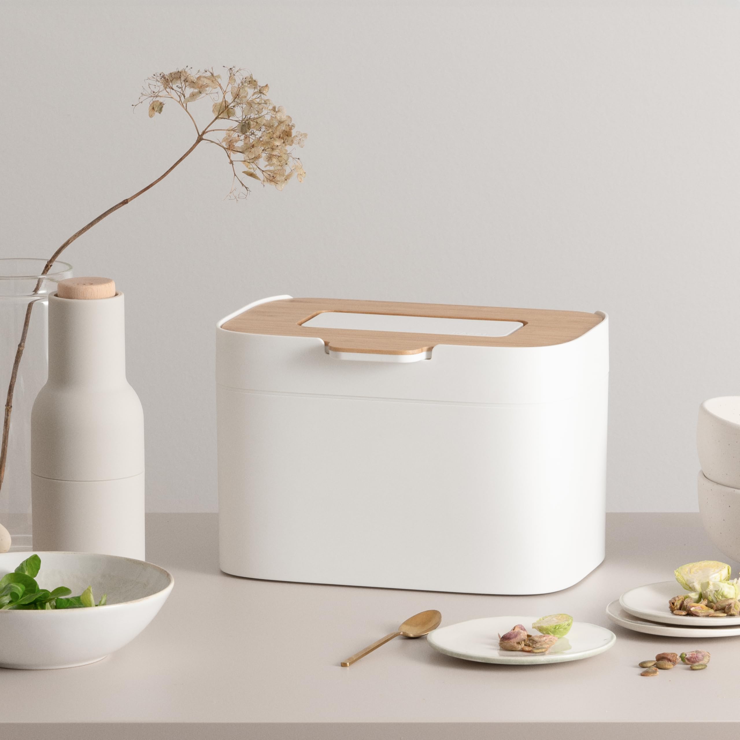 Poubelle Compost KAZAI 'Elin' 4,5L Bac à Compost Organique avec Couvercle en Bois & Filtre, Composteur de Cuisine sans Odeur, Lavable au Lave-Vaisselle, Blanc cassé/Bambou