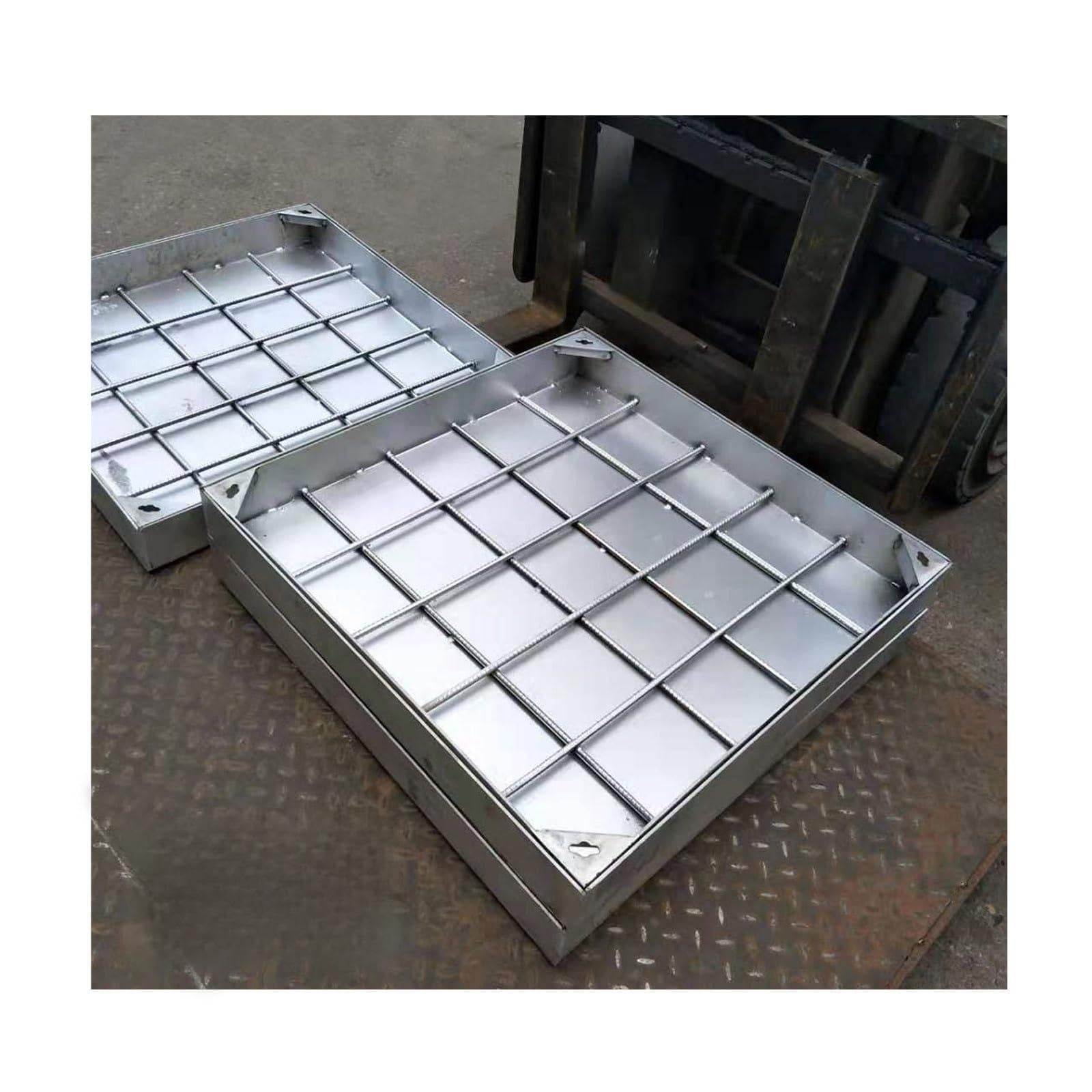 GBRSXYIP Customizable Stainless Steel Invisible Manhole Cover - Square Sewage Basin Covers for Patios Gardens Schools & Courtyards - Weather-Resistant 90x90cm (35.4x35.4in)
