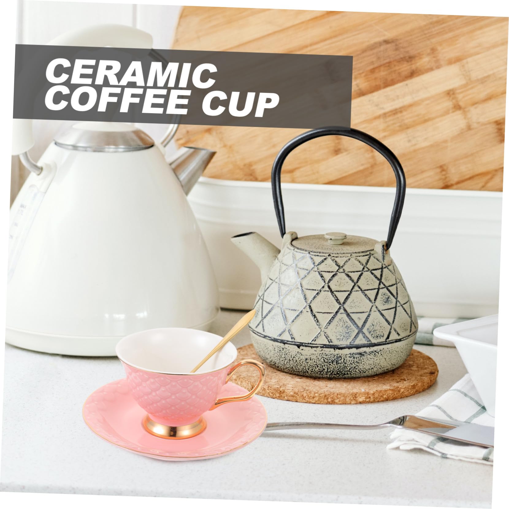 Taza de Café con Platillo de Cerámica, Juego de 1 Pieza Rosa | Incluye Cuchara, Estilo Europeo Sencillo, Líneas Decorativas y Uso Versátil para Café, Té, Leche o Chocolate