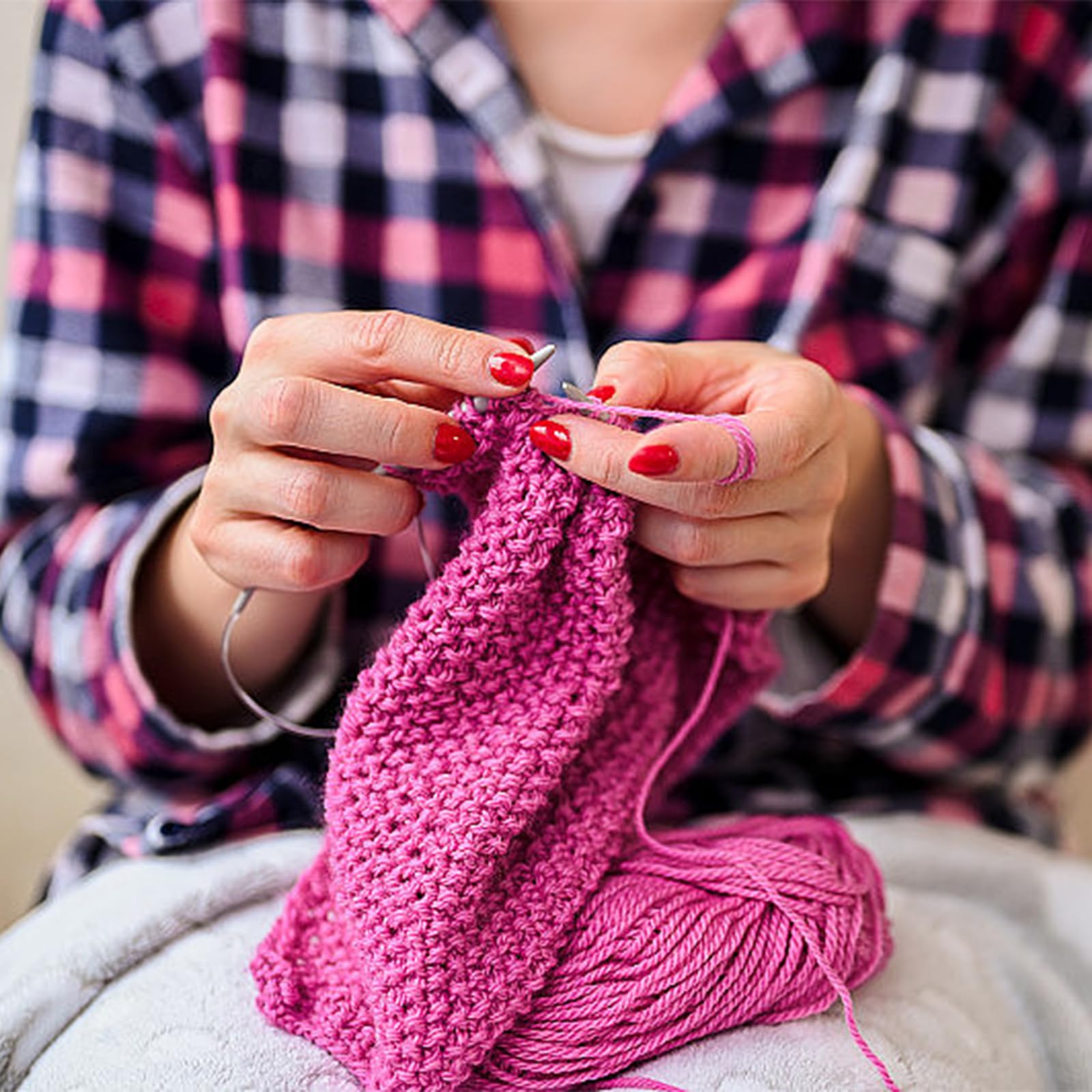 13 Paar Stricknadeln Set, Aluminium Auswechselbare Rundstricknadeln Set mit ergonomischen Griffen 2,75-10 mm, Abnehmbare Kreisförmige Austauschbare Stricknadeln für handgefertigtes DIY-Stricken