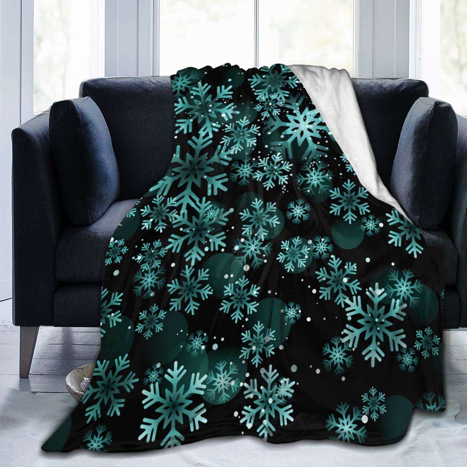 Lsjuee Christmas Snowflakes Throw Blanket Warm Cozy Blankets Lightweight Soft Cozy Flannel Winter Holiday Blanket for Sofa Couch Bed Office Xmas Gift 60"X50"