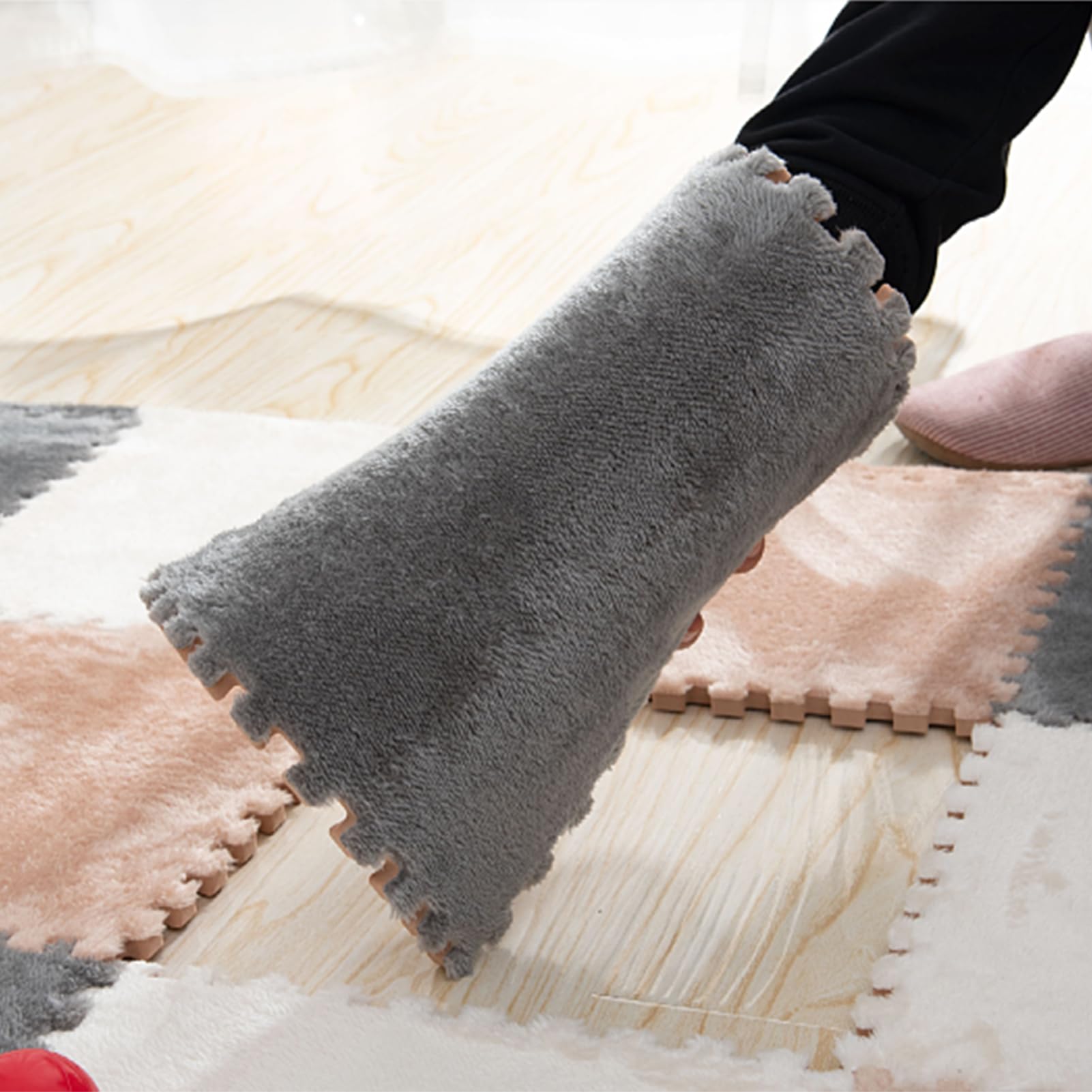 10pcs Carreaux De Sol en Mousse, Tapis De Jeu en Mousse pour Chambre à Coucher, Tapis De Jeu en Peluche Puzzle 12"x12" Dalles De Moquette Imbriquées, Tapis De Sol en Mou(Color:Blanc+Café Clair+Gris)