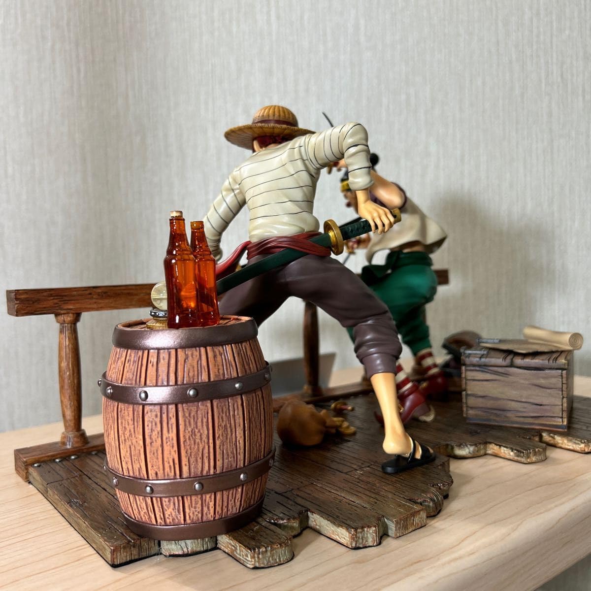 箱なし【新四皇&ロジャー海賊団】シャンクス&バギー4体まとめ売り 箱なし新四皇&ロジャー海賊団シャンクス&バギー4体まとめ売り