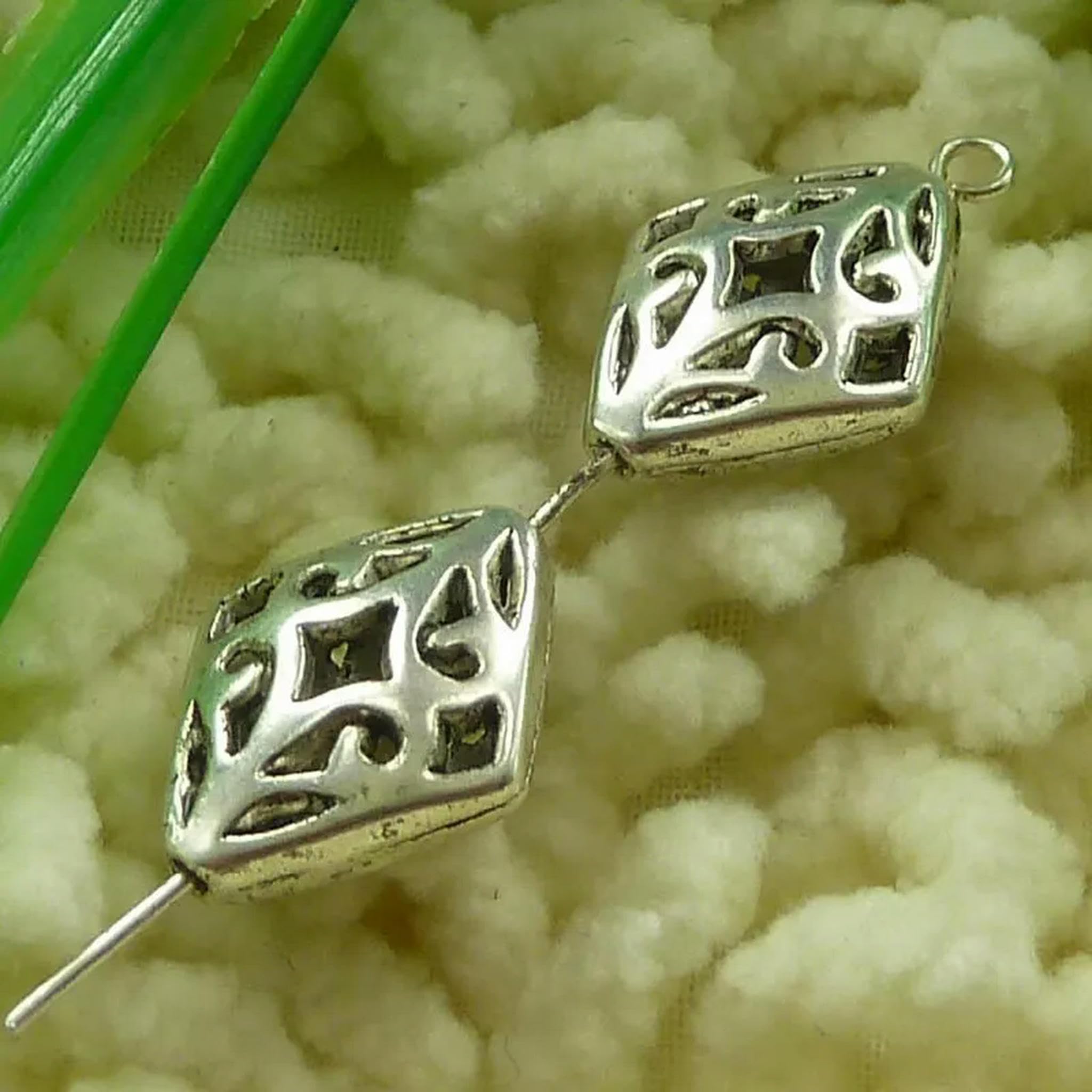 Cuentas espaciadoras de rombo 18x14mm plata tibetana S2731 para bisutería