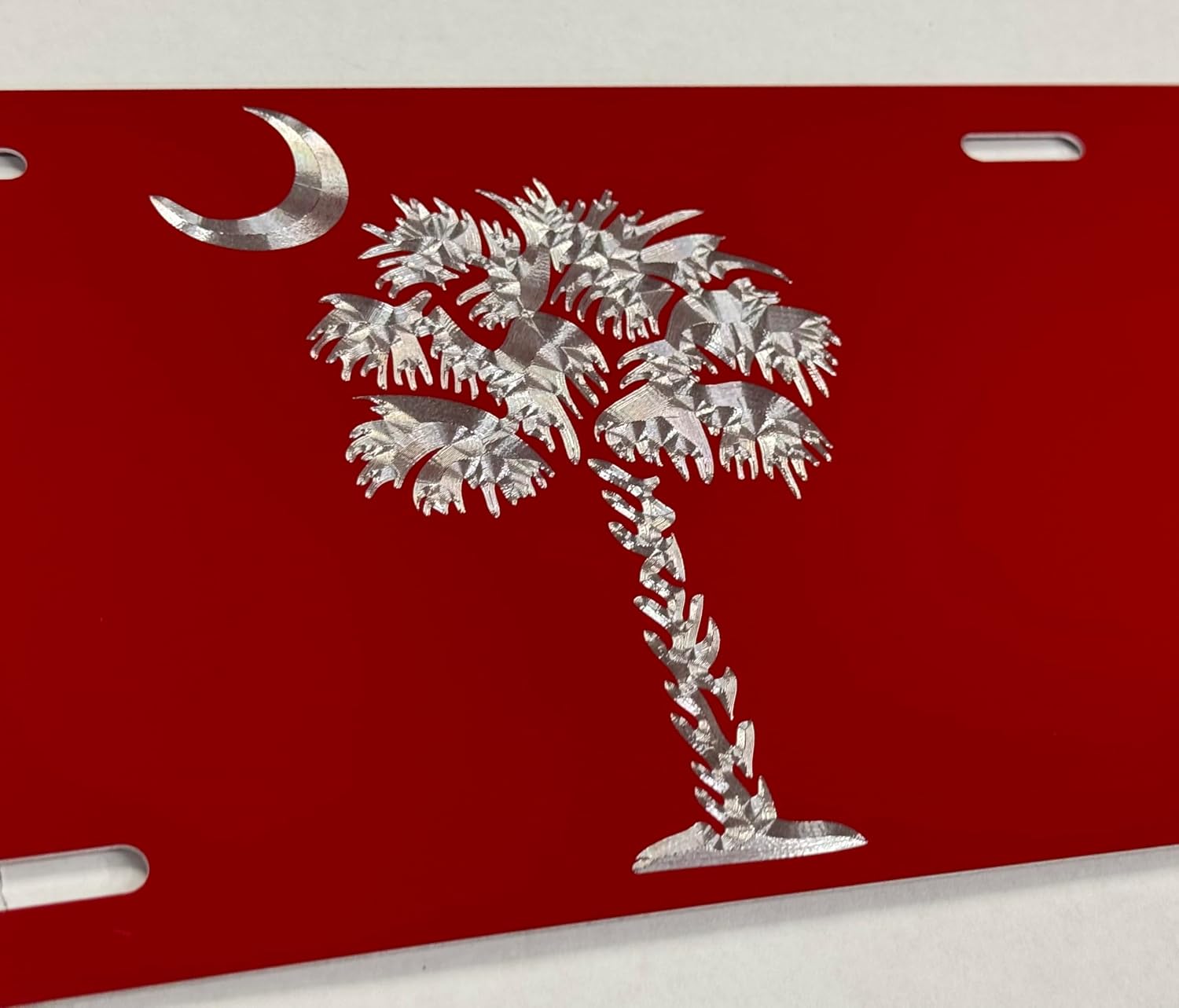 SC Palmetto Logo/Flag Diamond Etched Engraved Red License Plate Tag Best Gift