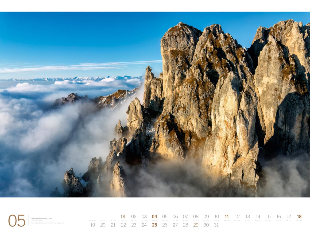Alpen - Ackermann Gallery Kalender 2025, Wandkalender im Querformat (66x50 cm) - Großformat-Kalender / Hochwertiger Panorama-Kalender Berge und Natur