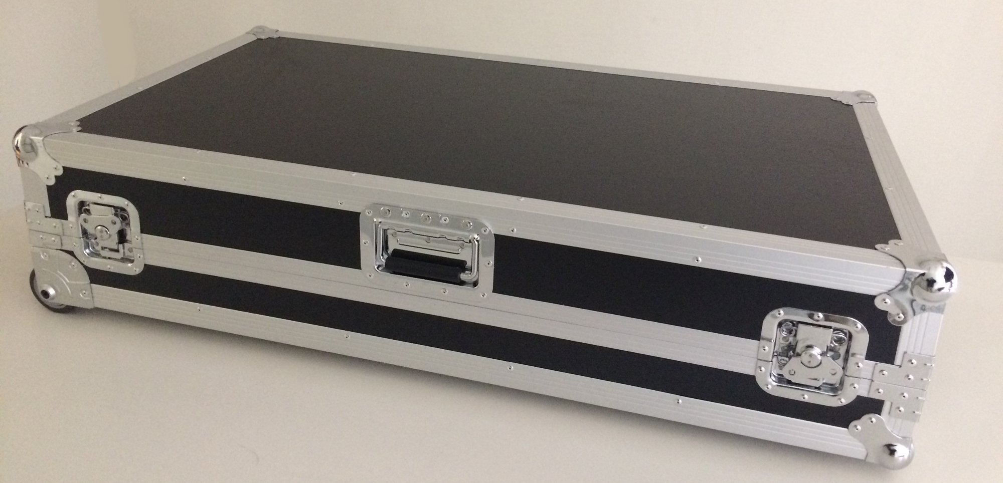 MACKIE コントロールサーフェスDC16用ツアリングハードケース DC16 Road Case 国内正規品 dwos6rj Amazon.co.jp: MACKIE コントロールサーフェスDC16用ツアリングハード