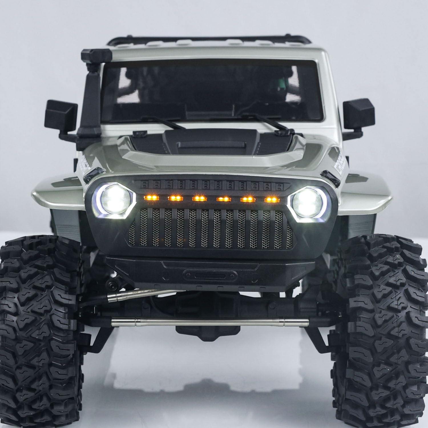 Amazon.co.jp: wheelfun 1/8 4X4 ラジコンクローラーカー CROSSRC エモ