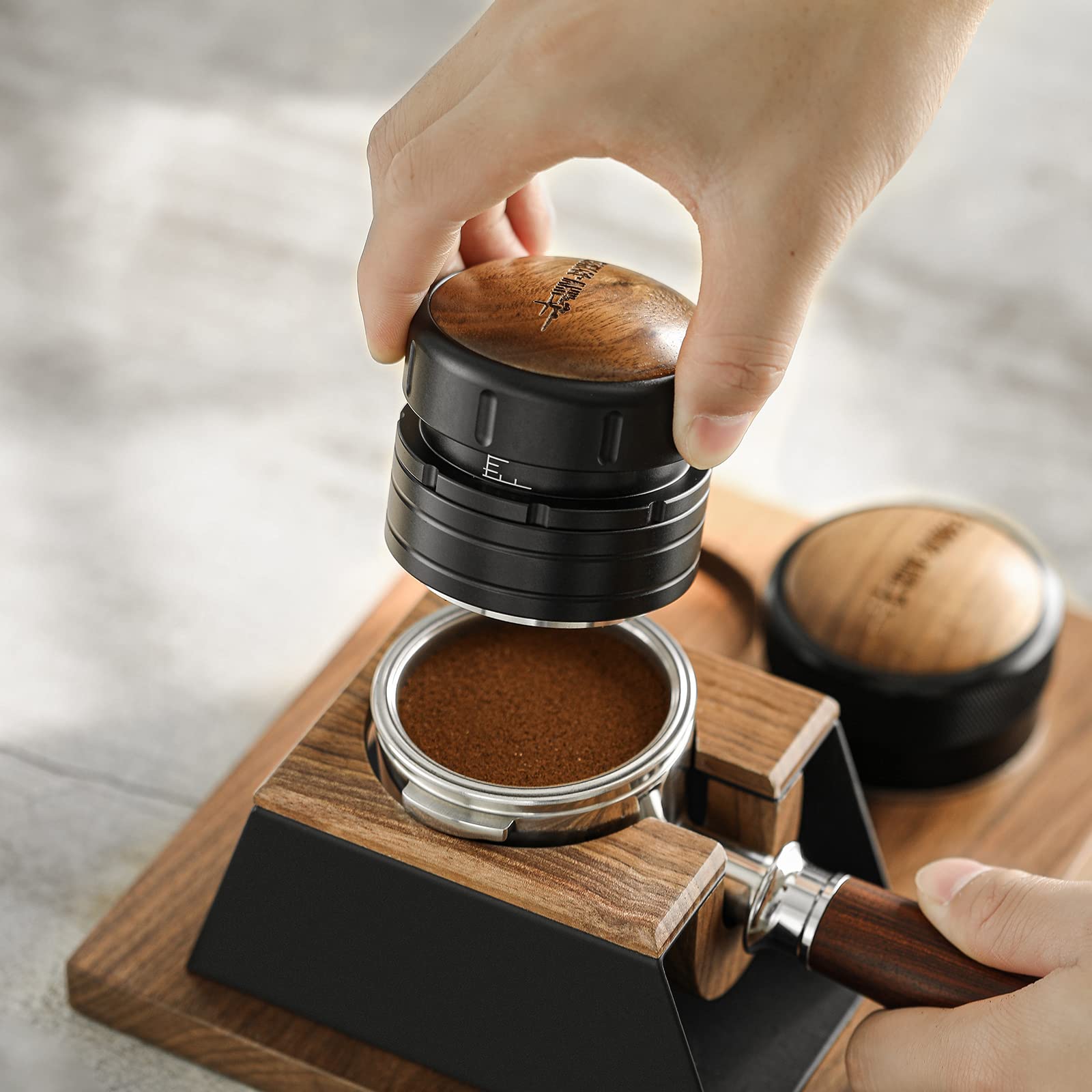 Amazon｜MHW-3BOMBER コーヒータンパー58mm 自動リバウンド 