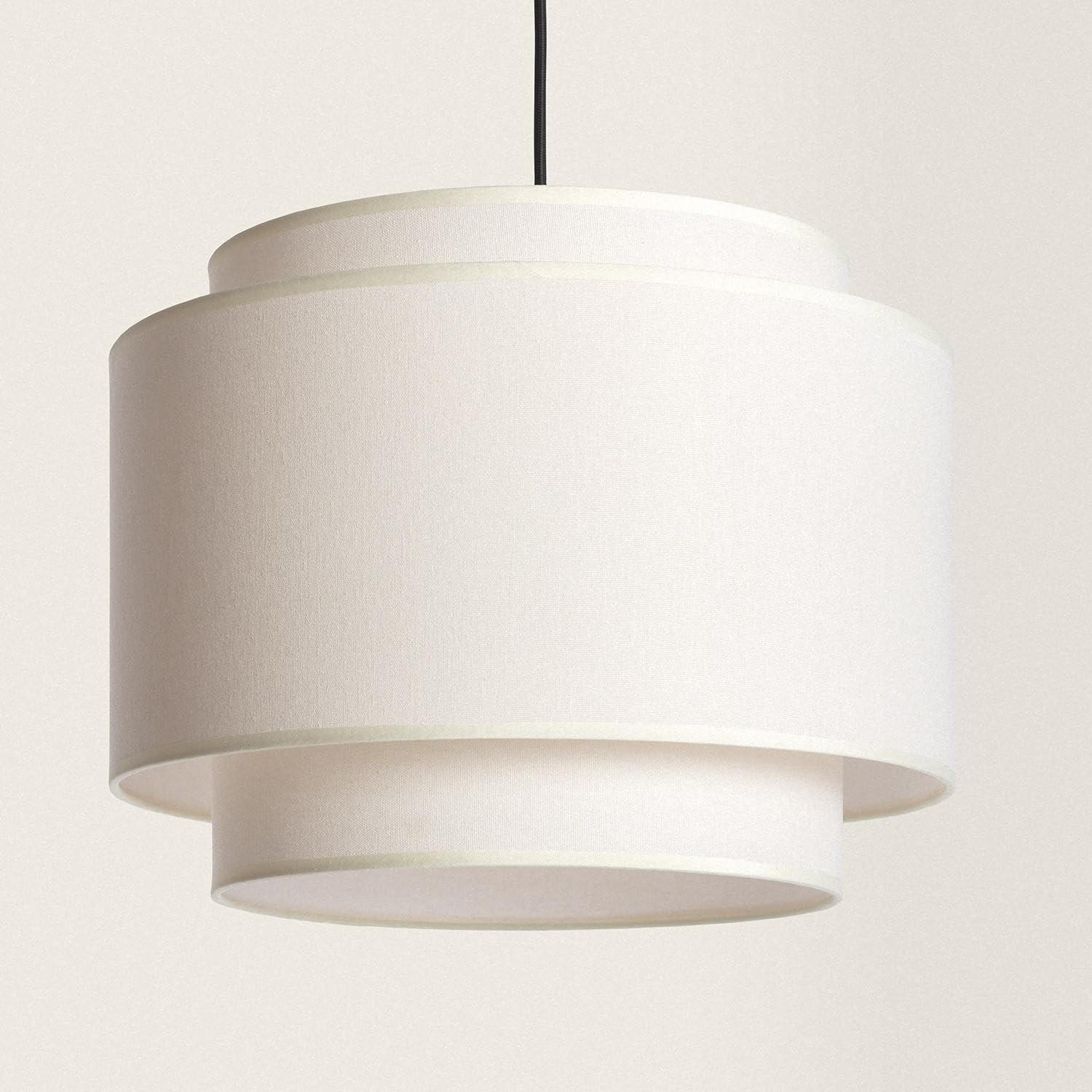 LEDKIA LIGHTING - Lámpara Colgante Arija | Diseño Vintage | Ideal para Salón, Dormitorio y Cocina | Compatible con Bombilla E27 | IP20 | Metal y Tela, Beige