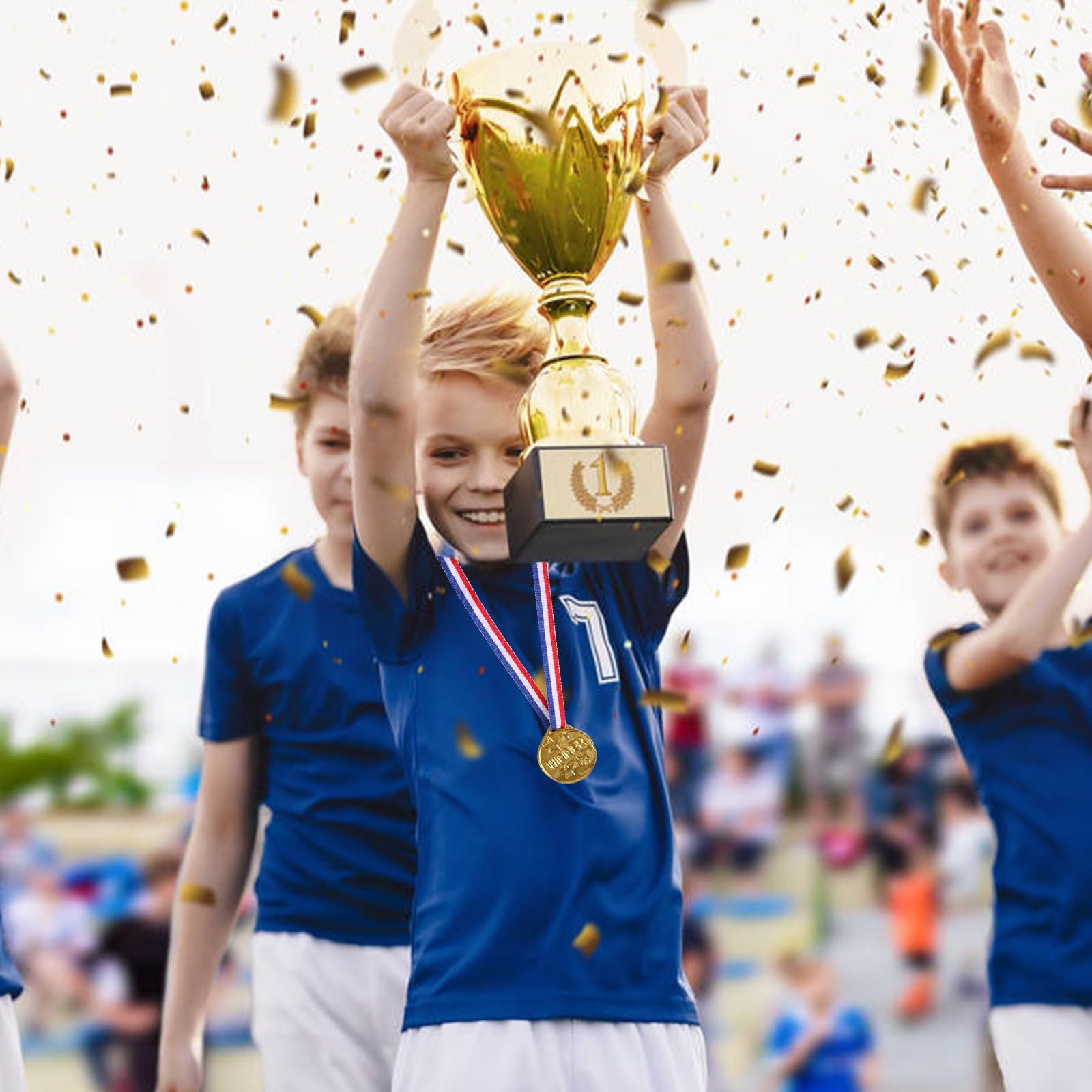 SULOLI 30 Pièces Médailles Enfants-Médaille d'or avec Rubans de Cou-Plastique Medaille Recompense pour Jeux Scolaires