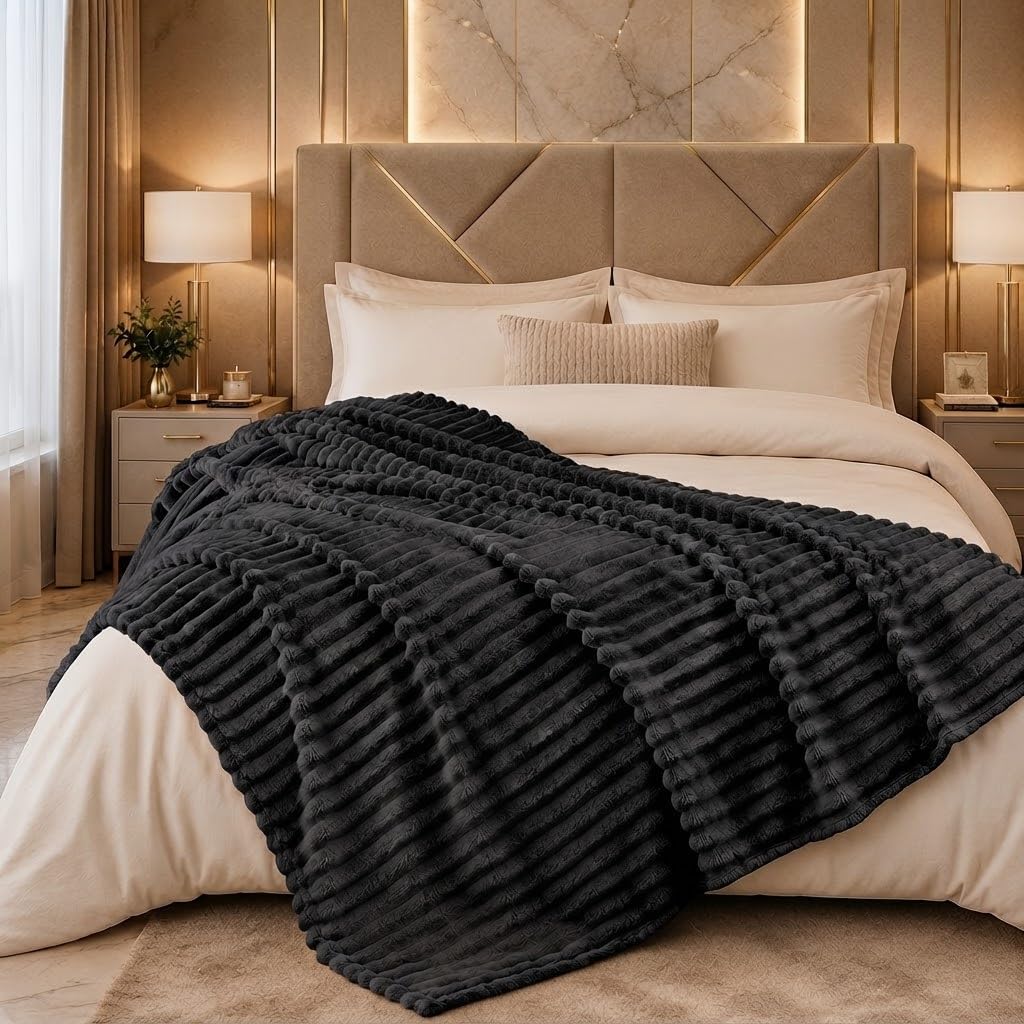 Luxury Fleece Throw Blanket for Sofa and Bed | Ultra Soft Warm Chunky Rib Popcorn Waffle Design Cozy Blankets for Living Room & Bedroom, Charcoal, Double (150x200cm)