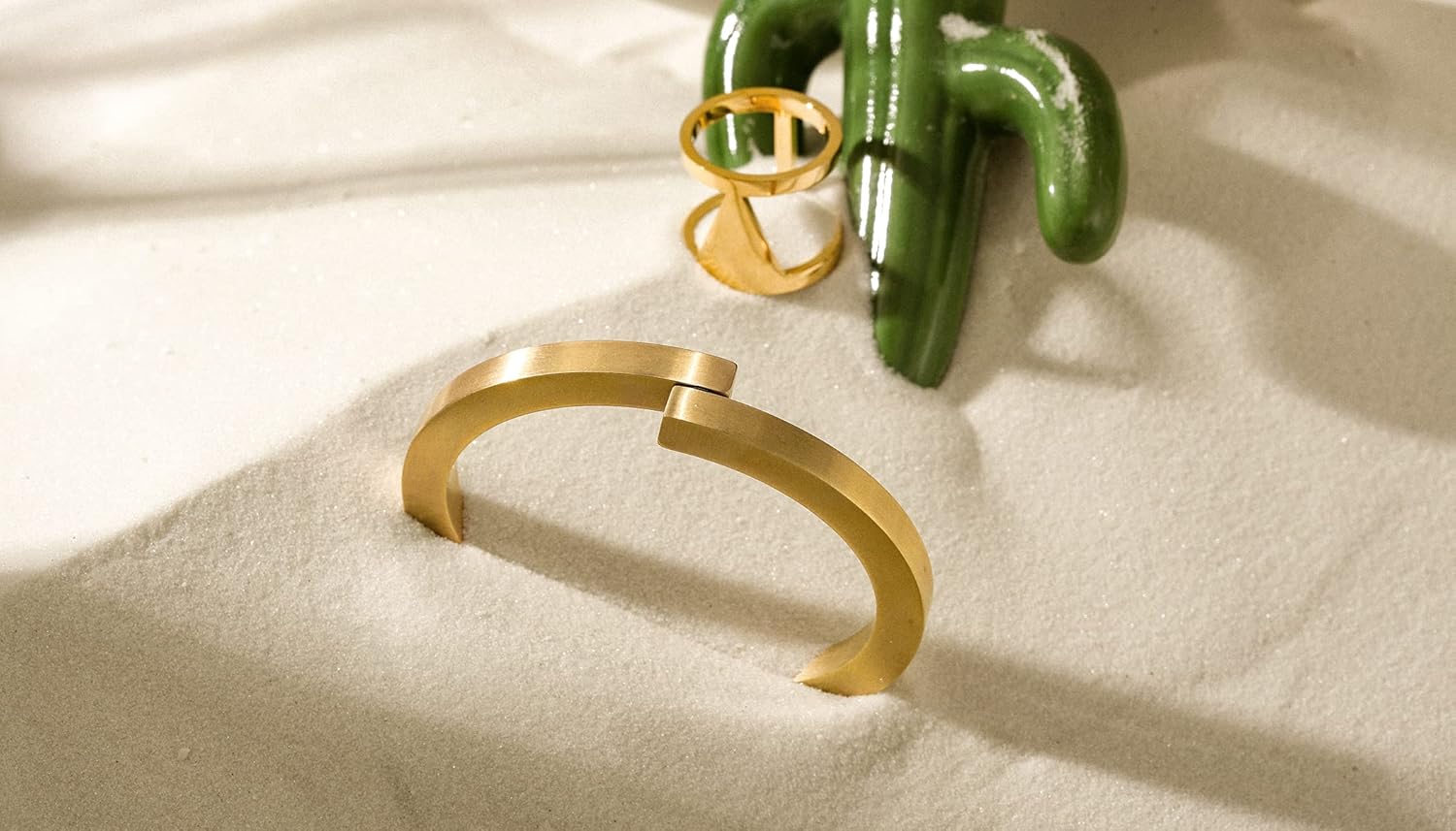 Silver Men's Cuff Bracelets, Black Magnetic Clasps Bangle Bracelet for Men,14K Gold Stainless Steel Metal Cool Antique Retro Open Bracelet for Father Dad Papa, 6.5"-8.0" Inner Circ.