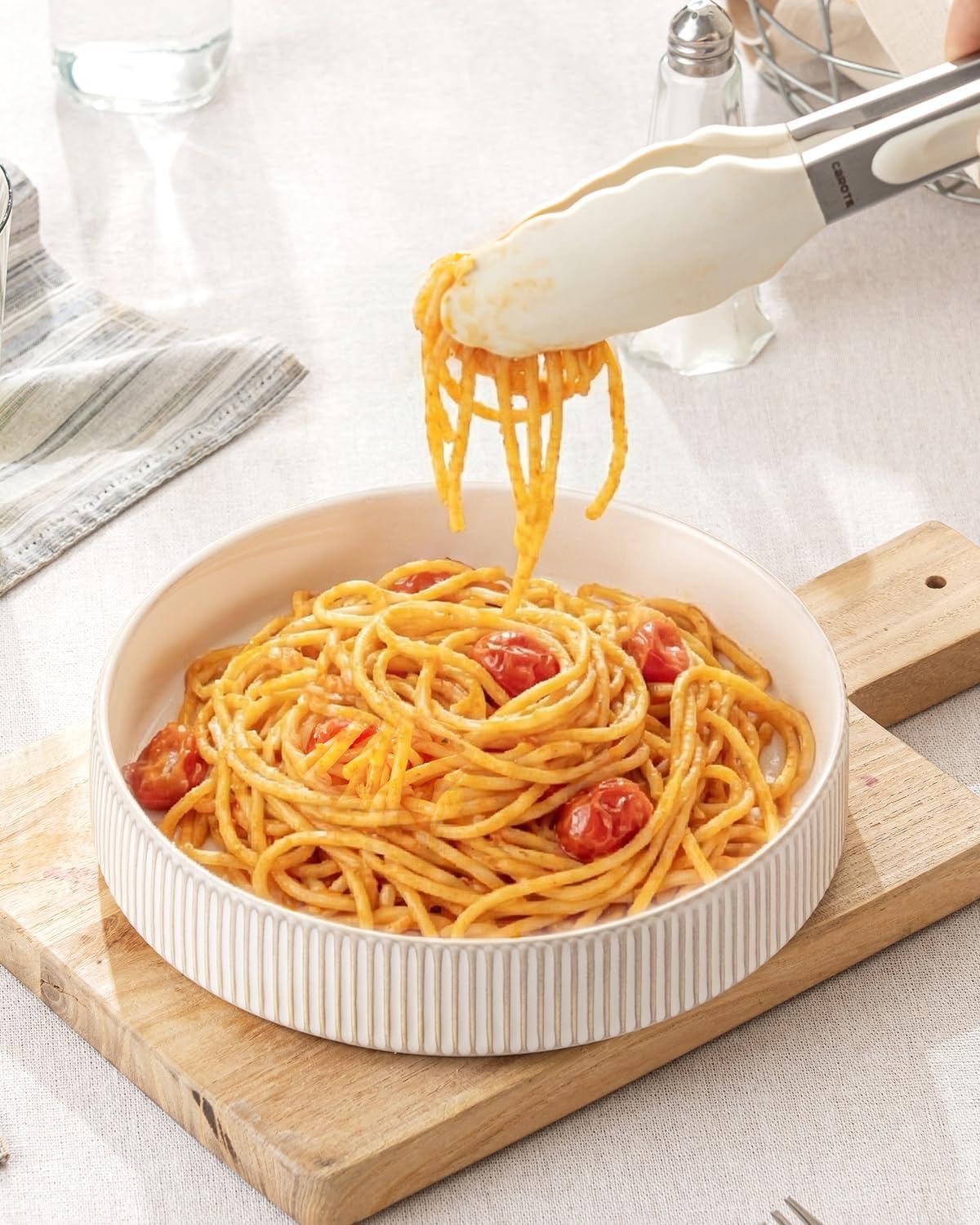 getstar 7.5" Ceramic Pasta Bowls Set of 4, Deep Stoneware Salad Plates Pasta Plates Shallow Bowls for Serving Soup Dinner, Microwave & Dishwasher Safe, Textured Stripes & Speckled White