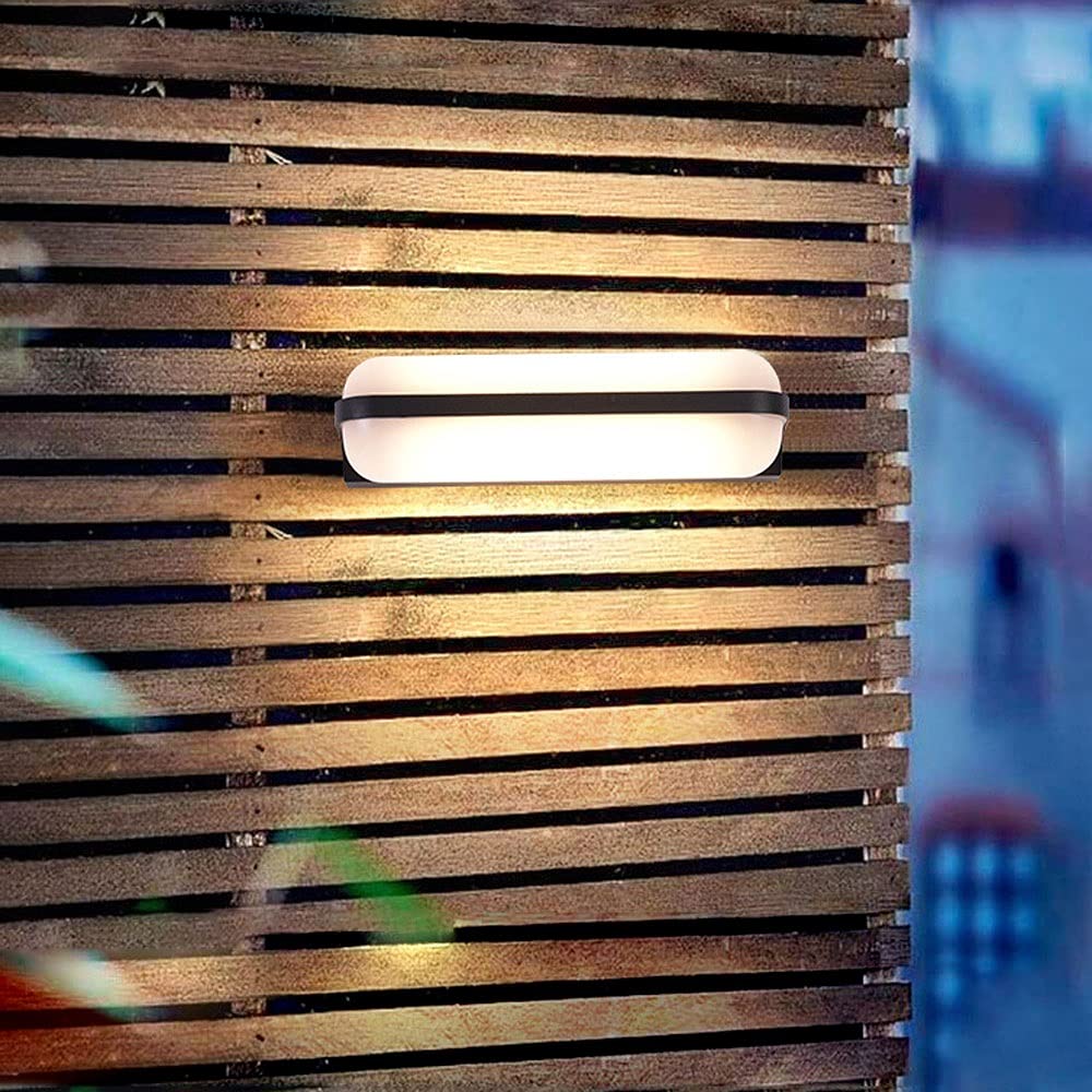Applique murale extérieure LED pour sublimer votre balcon et éclairer vos soirées de jardin terrasse