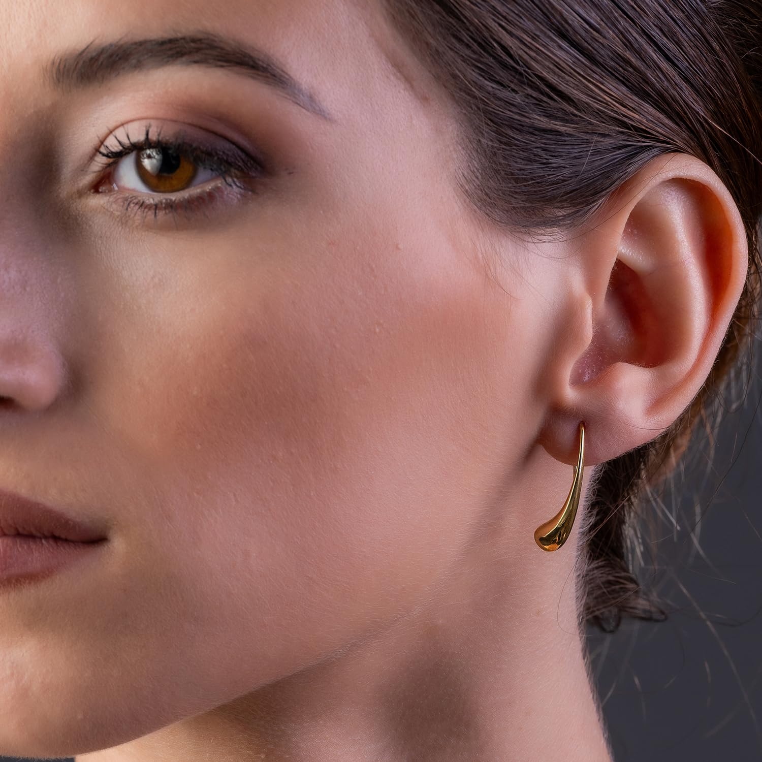 MIORE Ohrringe Silber 925, 18 K Vergoldet, Moderne Wasser -Tropfen Ohrhaken, Ohrringe Silber 925 hängend Vergoldet, Hypoallergener Ohrschmuck, Schmuck Damen, Silberschmuck in hochwertiger Schmuckbox