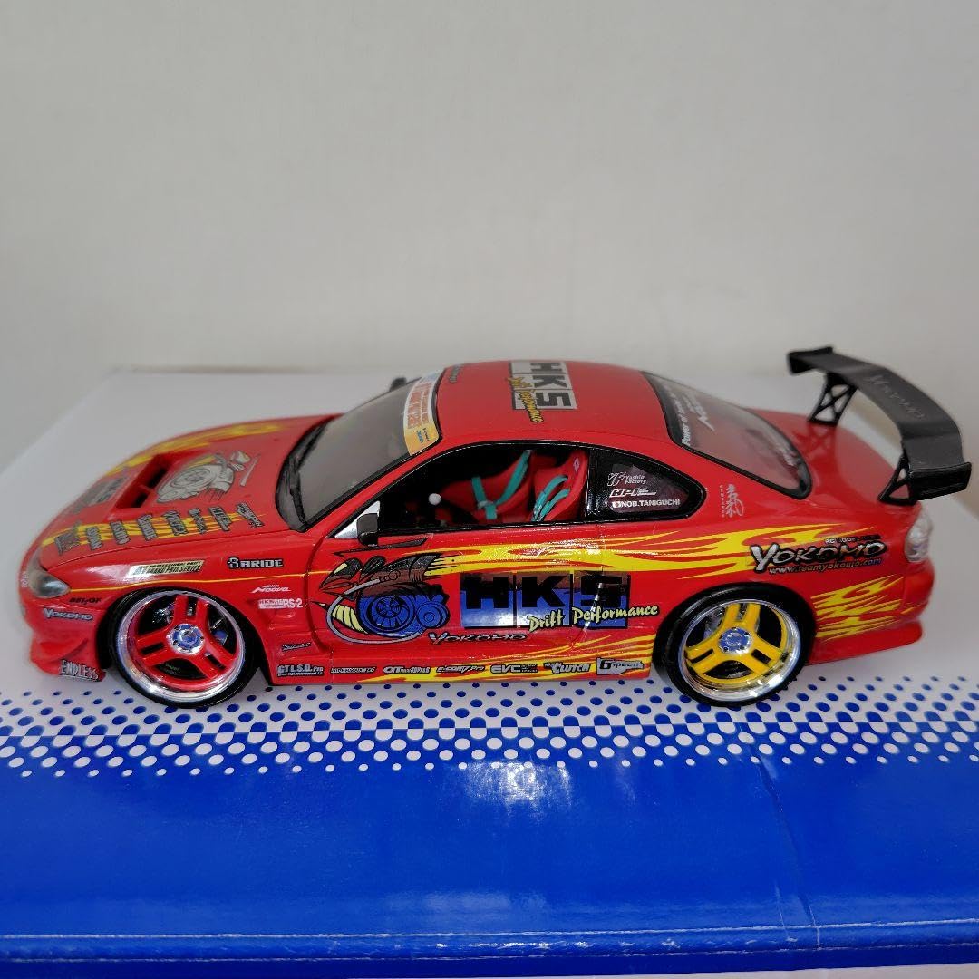 1/24 ニッサン S15シルビア 谷口選手 プラモデル 完成品 ケース付き Amazon.co.jp: D1グランプリ 谷口S15シルビア : おもちゃ