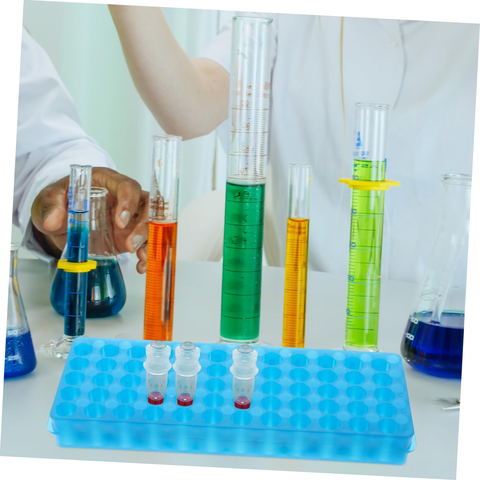 Ciieeo 2 Stück Reagenzglasgestell Für 60 Löcher Wiederverwendbarer Probenröhrchenhalter Aus Robustem Kunststoff Beidseitiger Labor Organizer Für Zentrifugenröhrchen 0,5 Ml Bis 2 Ml