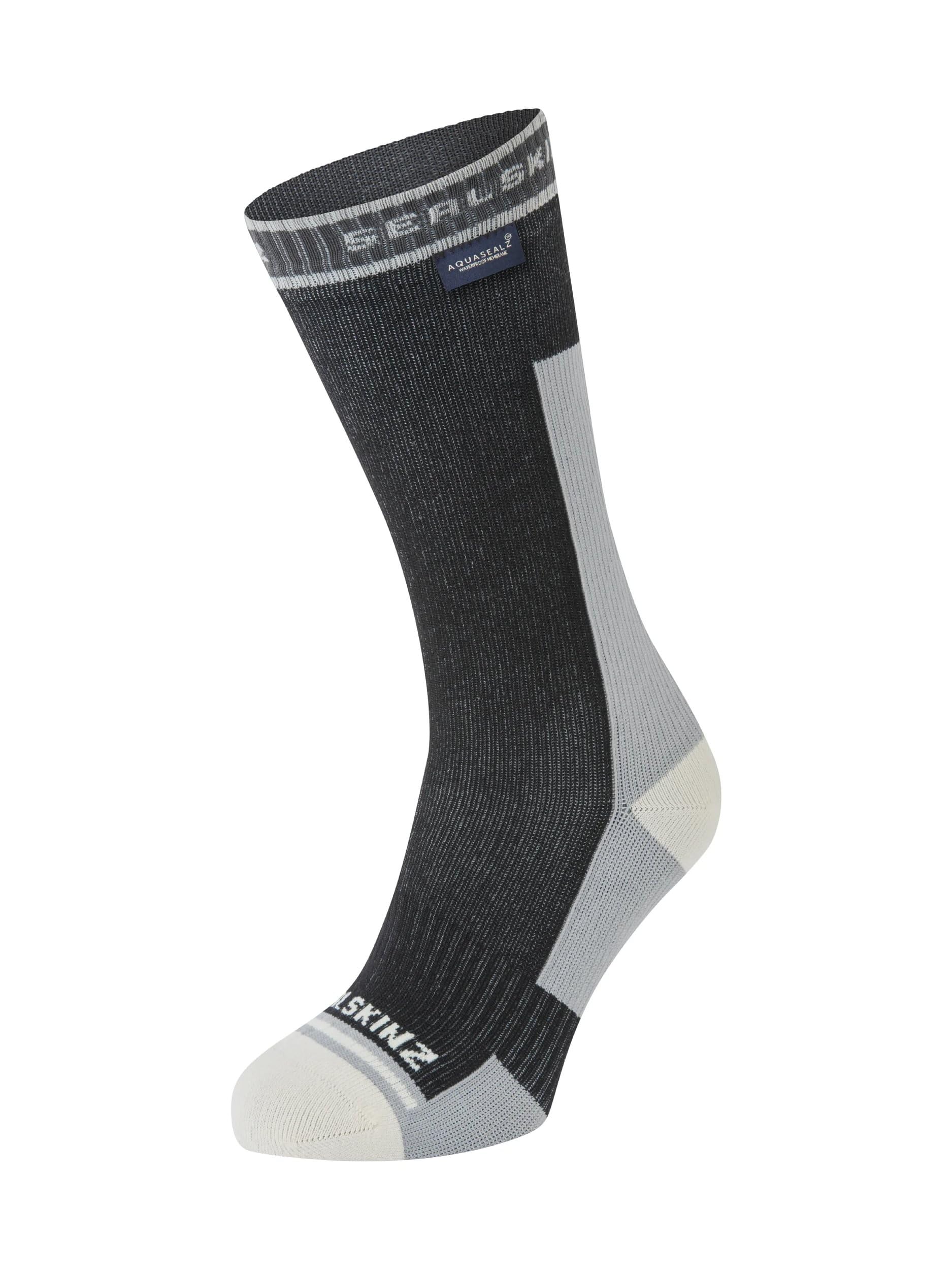 SEALSKINZ Holverstone Waterproof Mid Length Lightweight Running Sock, Black, M
