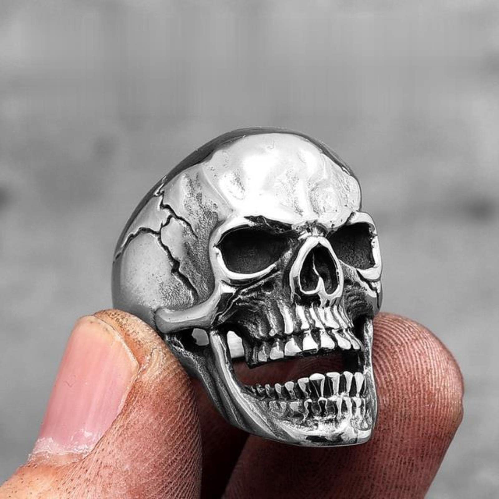 Xjruixi Men's Green Vintage Broken Skull Stainless Steel Rings Punk Gothic Stylish For Boyfriend Biker Jewelry Creativity Gift Wholesale