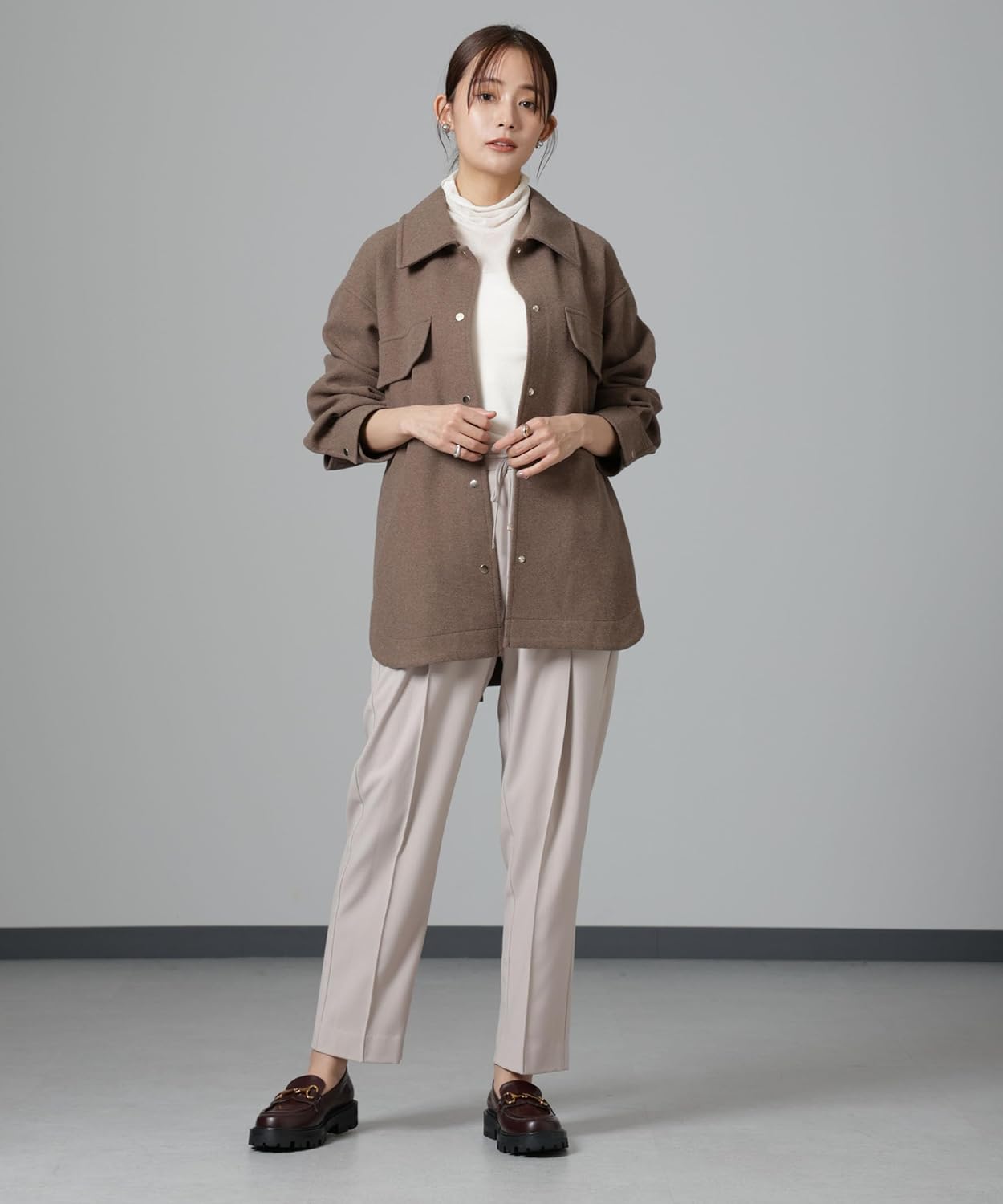 [ナノ・ユニバース] ウラキモウ ピンタック イージー テーパードパンツ レディース 669-4227313