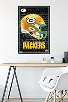Vista 4 de NFL Green Bay Packers - Póster de pared con casco neón 23, 34 pulgadas de largo x 22.4 pulgadas de ancho, versión sin marco