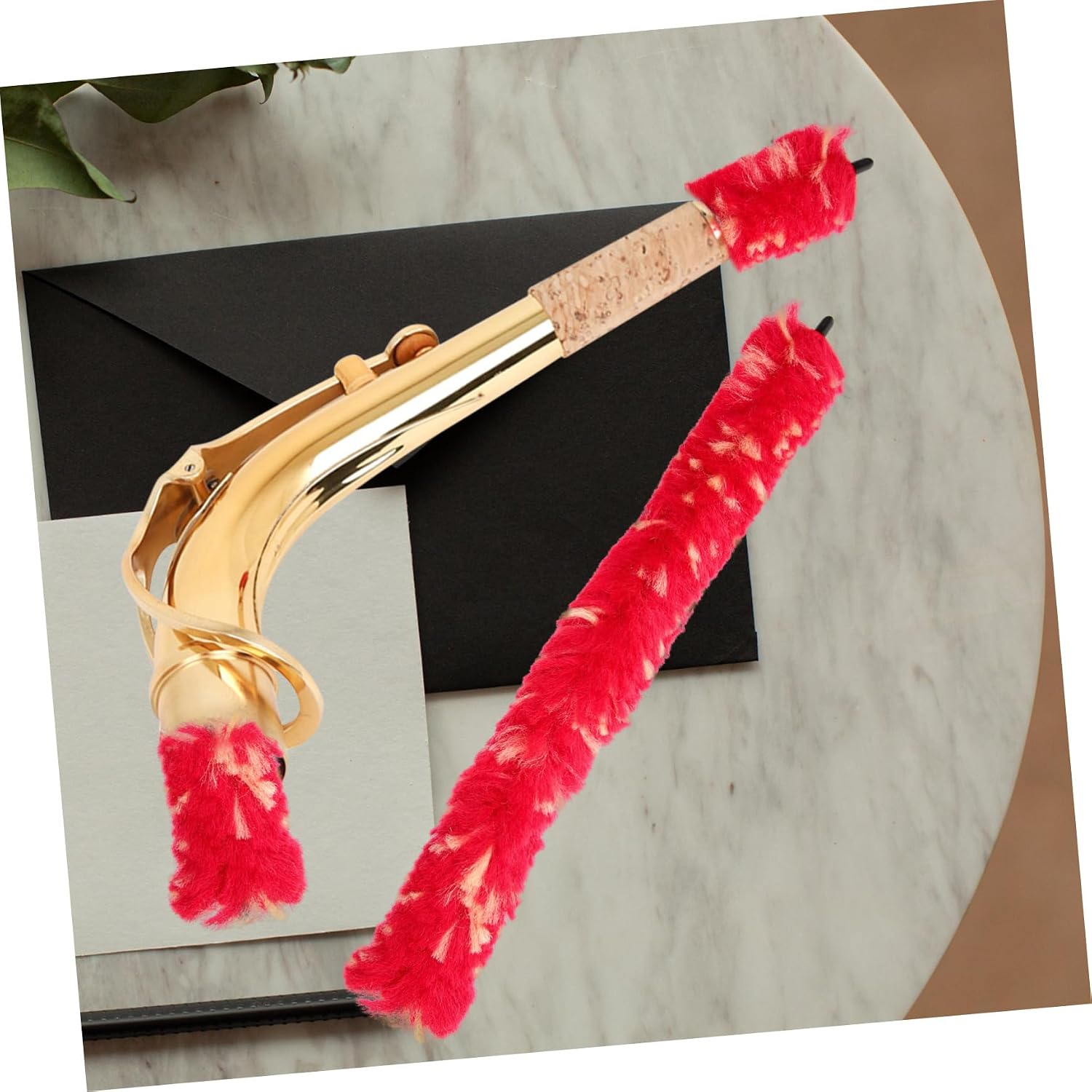 SHOWERORO Saxophone Cleaning Brush Gentle and Reusable Maintenance Tool for Saxophones and Flutes Lightweight with Superior Water Absorption for Cleaning and Care