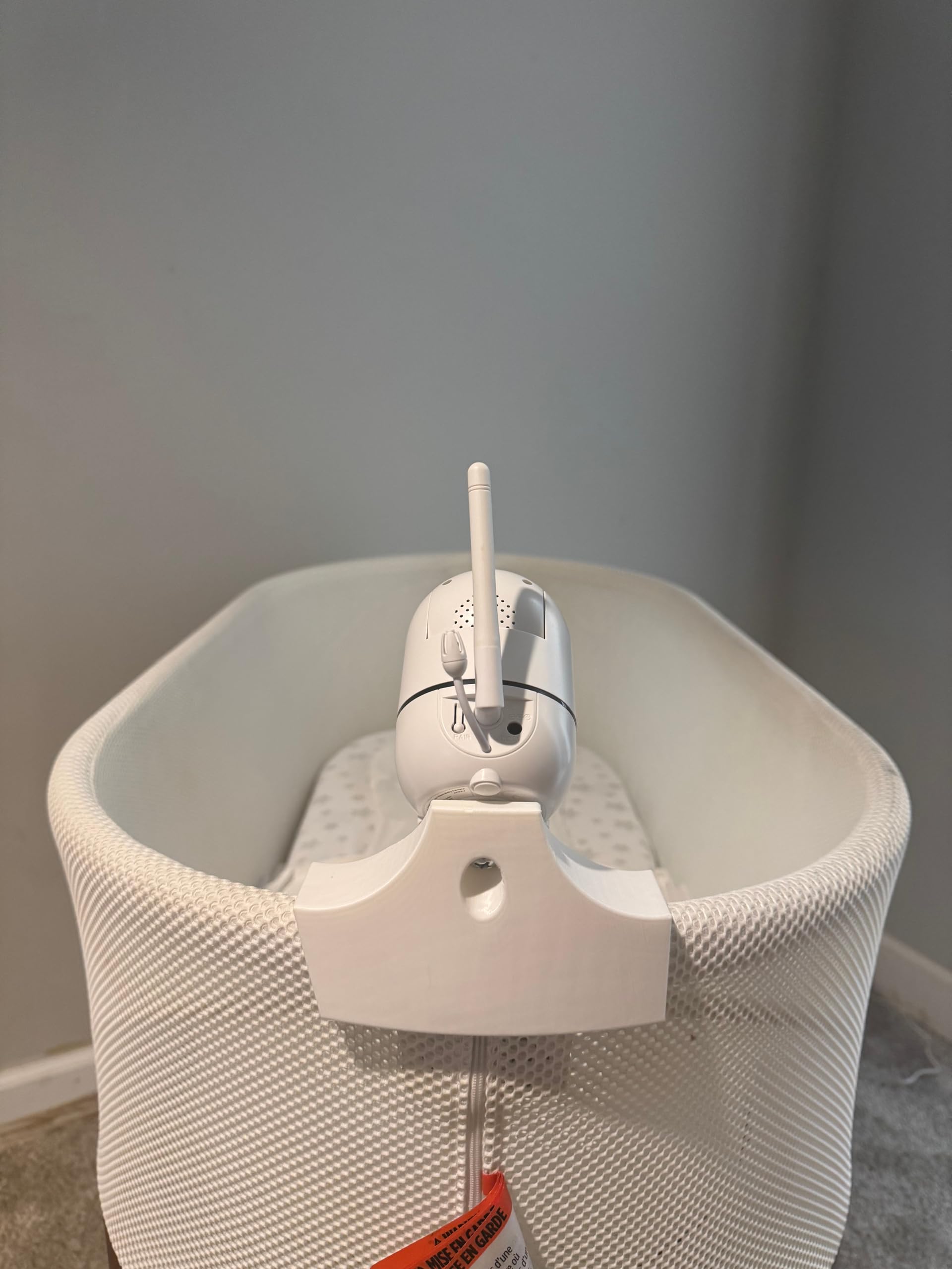 Aureli Soporte para HelloBaby HB6550 - Compatible con moisés Snoo, Twist-Lock Secure Fit, monitor de bebé. Instalación sin herramientas - Fabricado en EE. UU