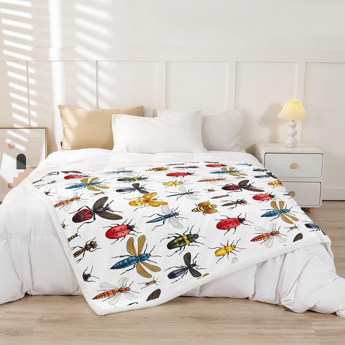 Feelyou Insects Fleece Throw Blanket Bee Butterfly Dragonfly Ladybug Sherpa Plush Blankets and Throws Entomological Flannel Fuzzy Blanket for Bed Sofa Couch 50"x60"