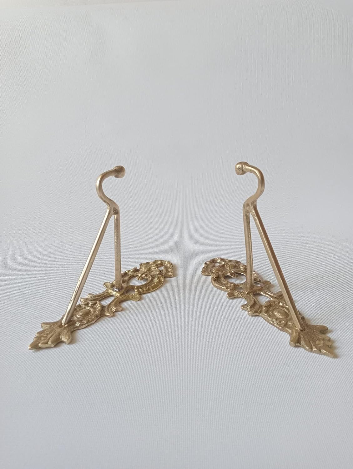 Brass Plant Hanger Brackets – Set of 2 Wall Hooks for Hanging Planters, Indoor Plant Holders, Decorative Hooks for Home & Garden