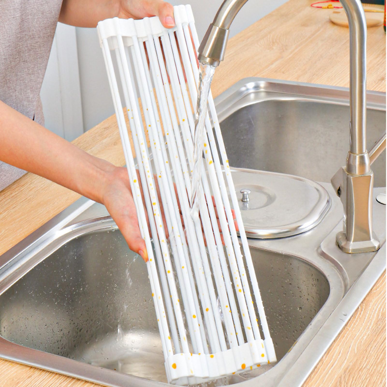 HUHJYUGE Scolapiatti Pieghevole in Silicone per Lavello da Cucina, Griglia Scolapiatti Arrotolabile per Piatti, Ciotole, Bicchieri e Verdure, Organizzatore Salvaspazio (White Square tube/52x33cm)
