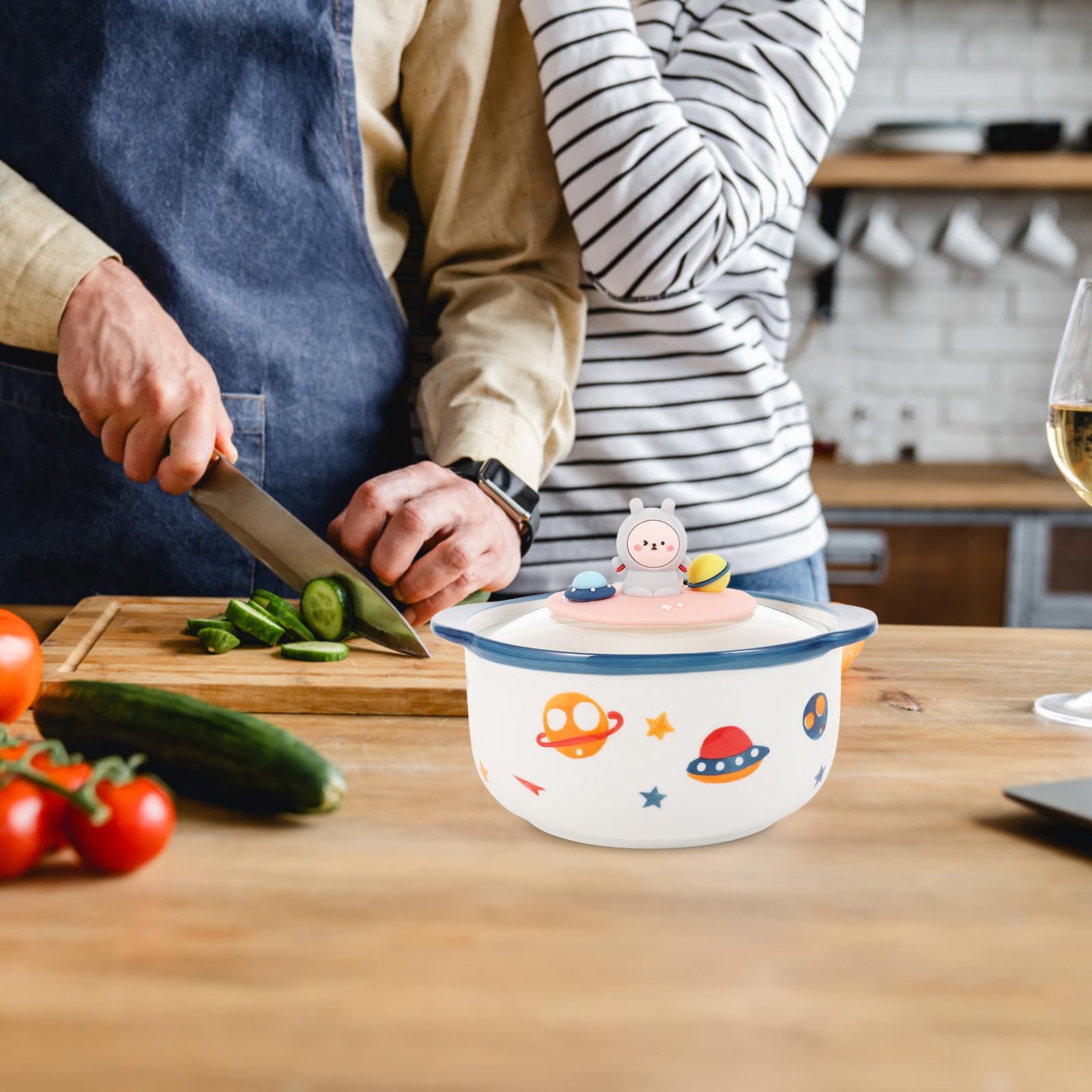 SHOWERORO Tazón de Fideos Creativo 800ml de Cerámica Tapa para Sopa | Blanco, Diseño Espacial y Estilo Tierno, Fácil de Limpiar, para Familias y Uso en Cocina