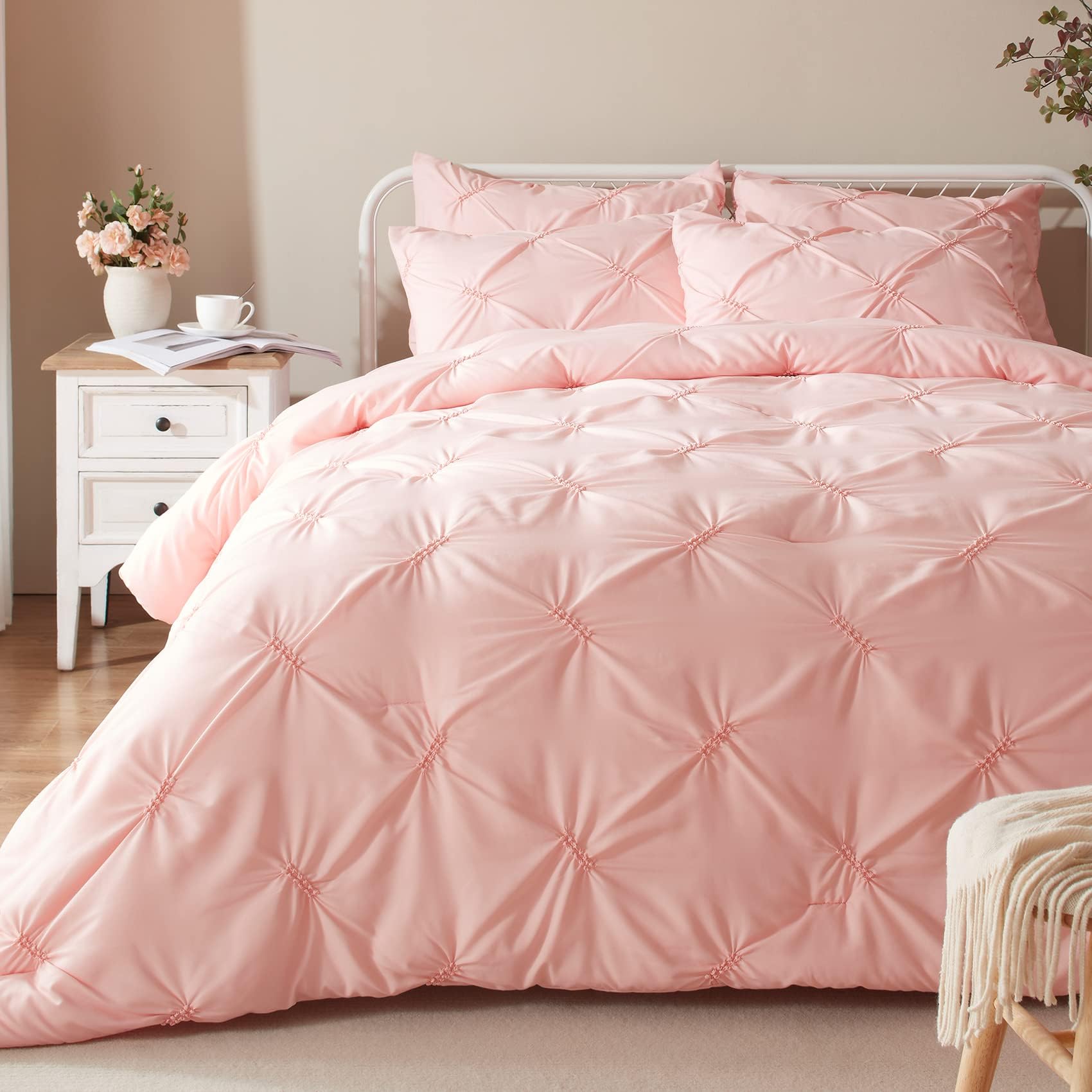 Anluoer King Comforter Set -Pintuck Down Alternative Comforter with 2 Pillow Shams, Soft King Size Bedding Comforter Sets Lightweight All Season (Pink,102x90 inches, 3 Pieces)