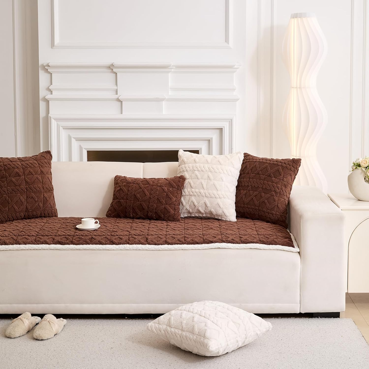 Plush Couch Cover for Pets Super Soft Sofa Covers for Cats & Dogs Washable Sofa SlipCover Furniture Couch Protector for Living Room(35" x 71", Brown) - Image 8